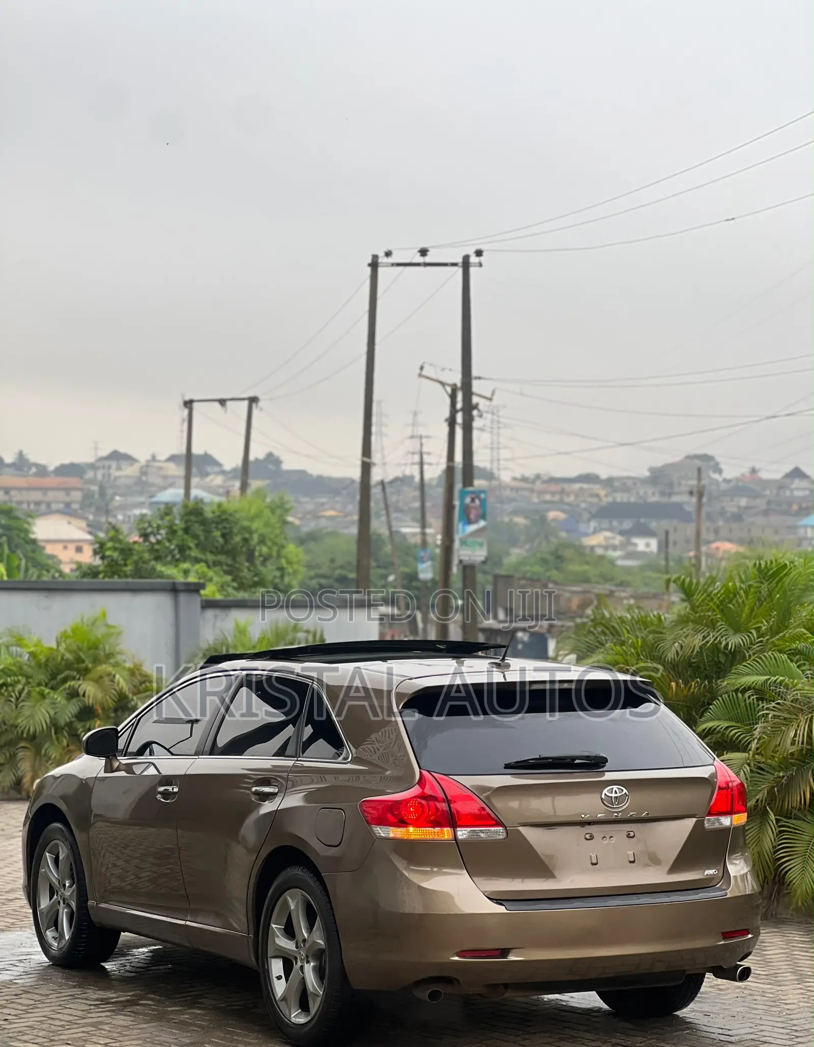 Toyota Venza XLE 2010 Brown