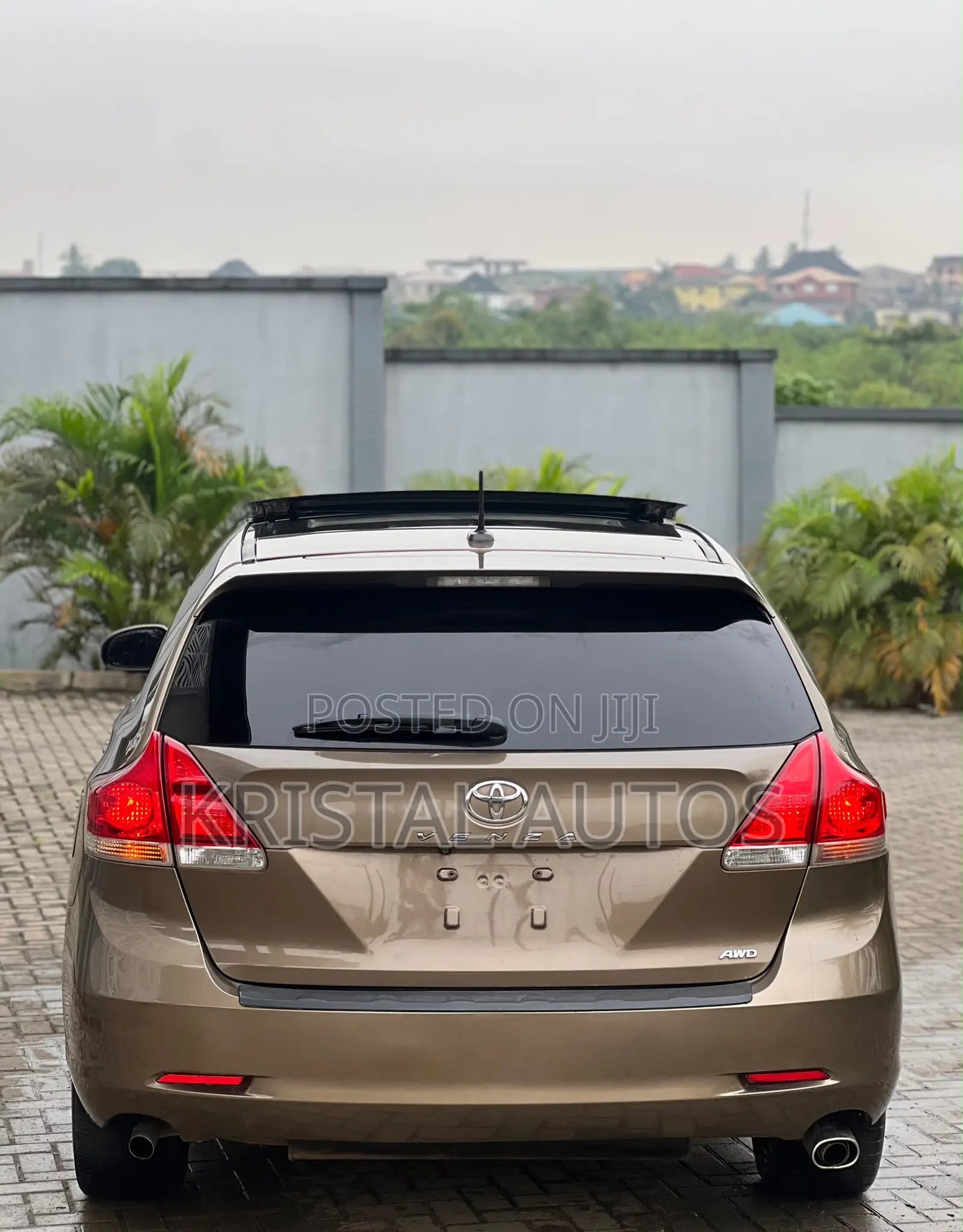 Toyota Venza XLE 2010 Brown