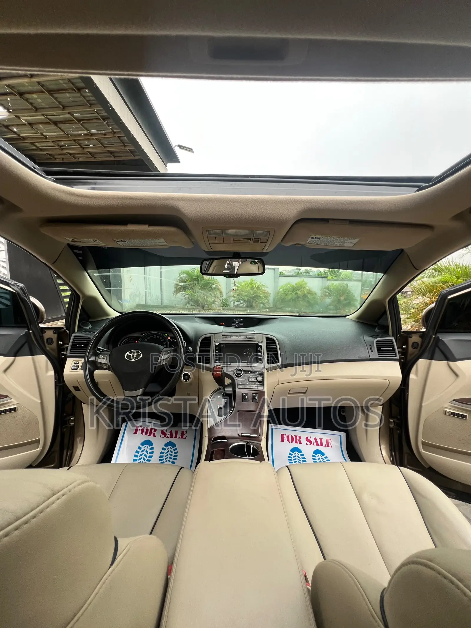 Toyota Venza XLE 2010 Brown
