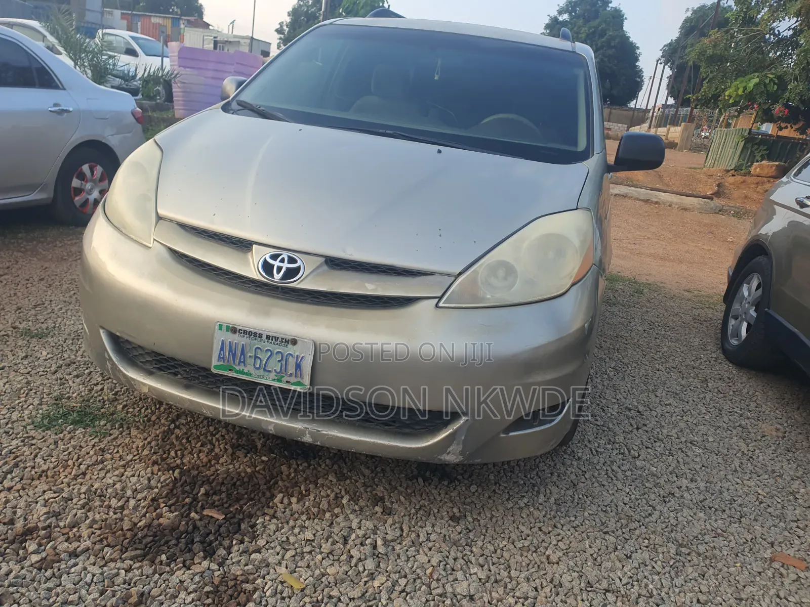 Toyota Sienna 2006 Gold