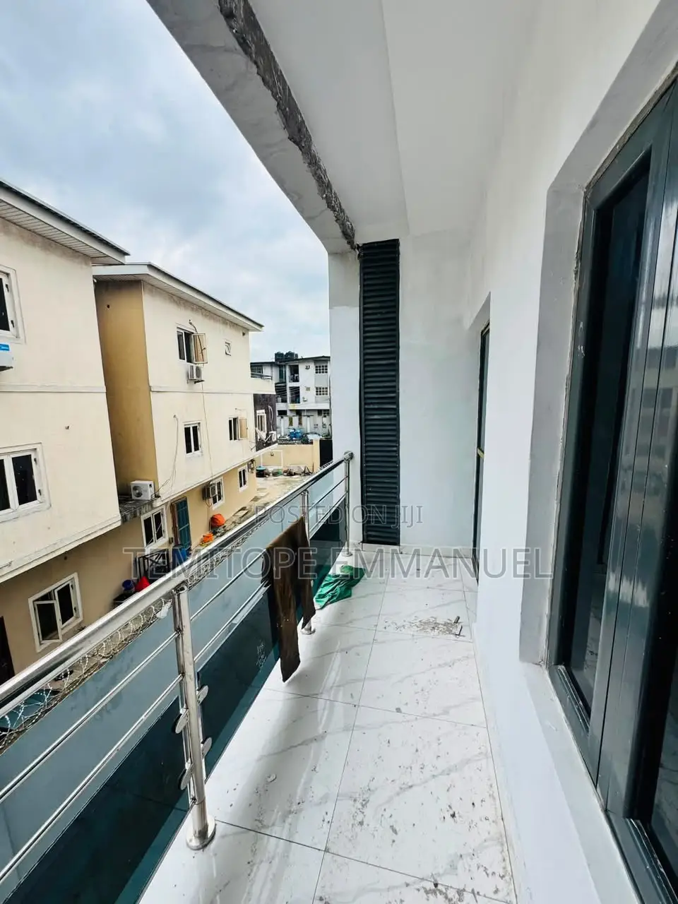 Furnished 3bdrm Apartment in Gbagada for sale
