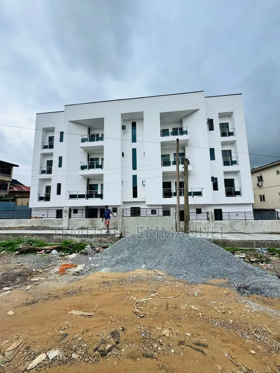 Furnished 3bdrm Apartment in Gbagada for sale