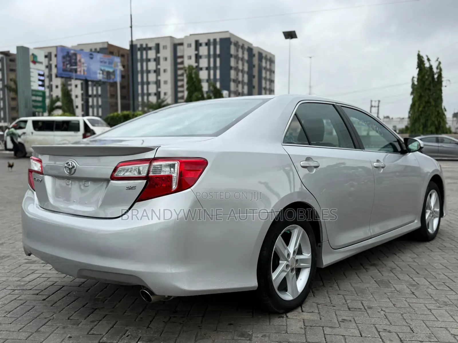 Toyota Camry 2012 Silver