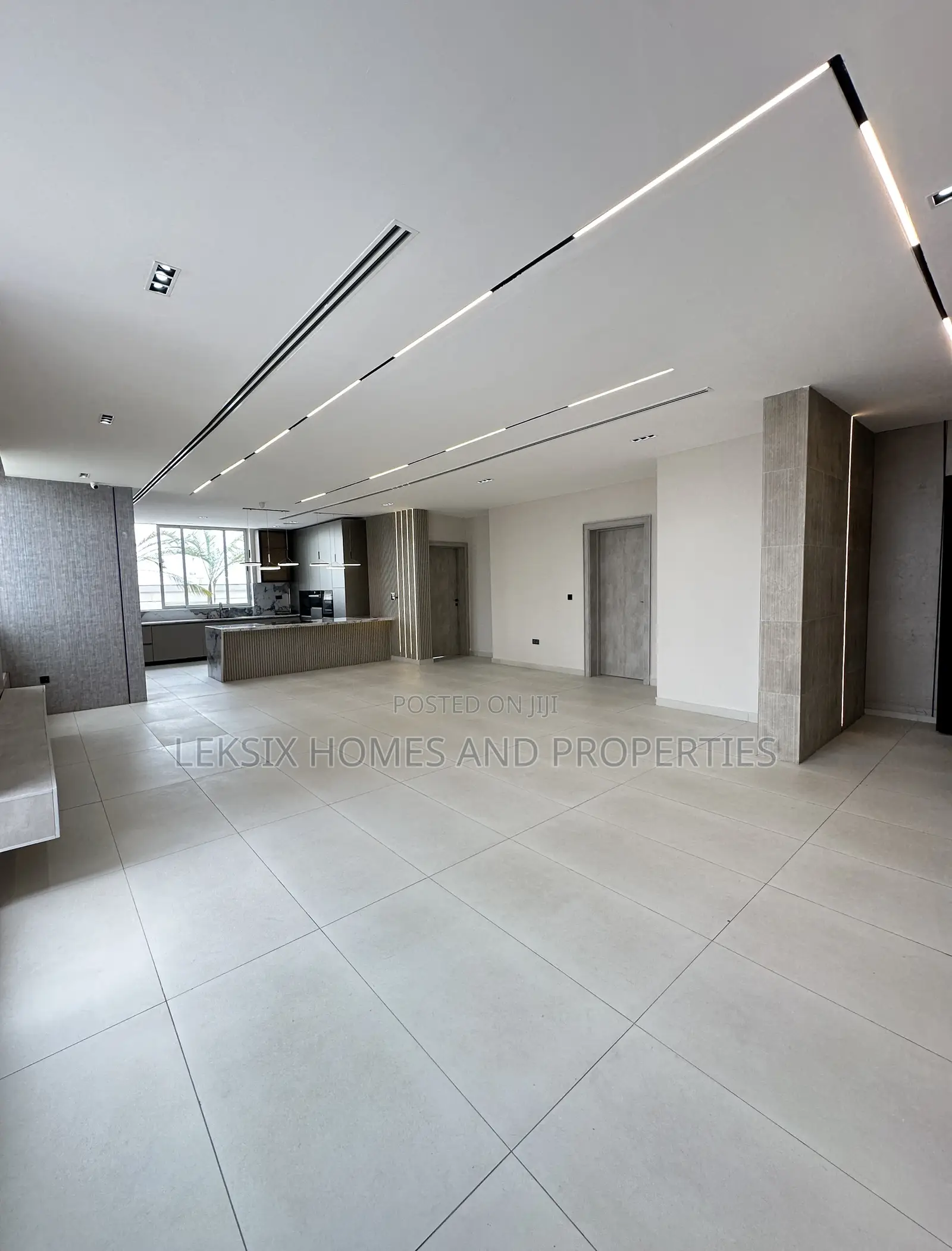2bdrm Penthouse in 2 Outdoor Gazebos, Lekki Phase 1 for sale