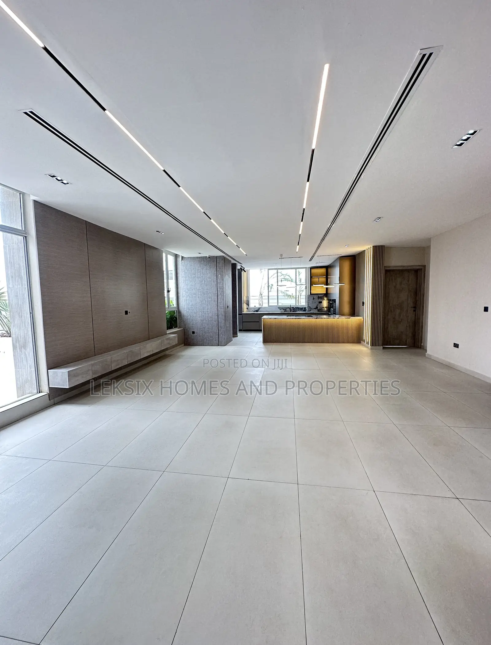 2bdrm Penthouse in 2 Outdoor Gazebos, Lekki Phase 1 for sale
