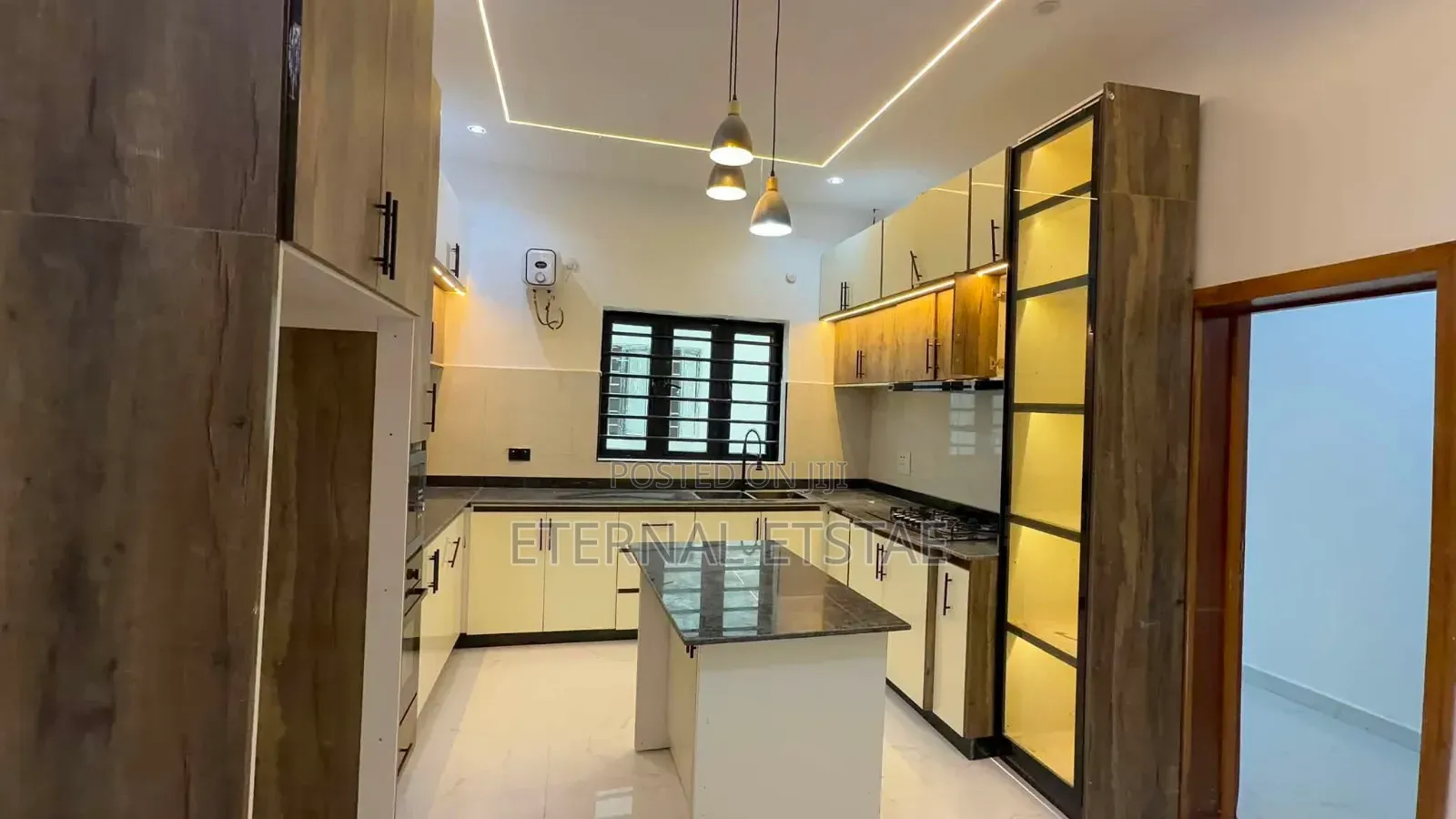 4bdrm Duplex in Centenary Enugu for sale