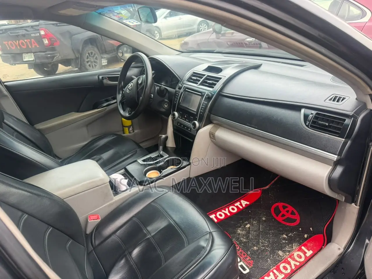 Toyota Camry SE 4dr Sedan (2.5L 4cyl 6A) 2013 Black