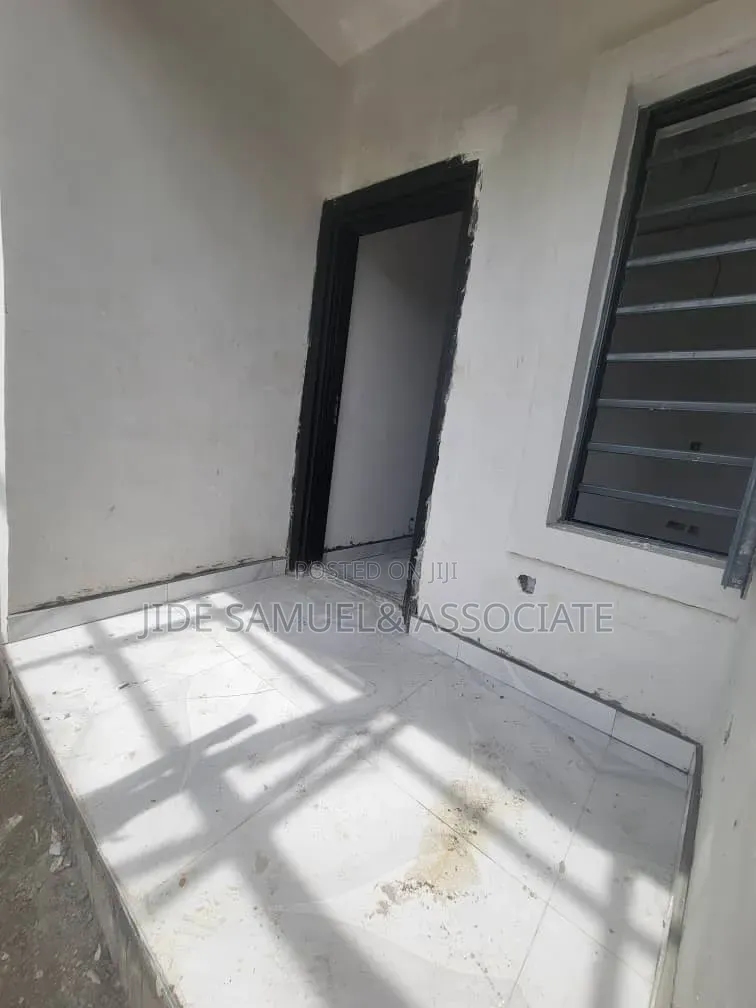 Furnished Mini Flat in Ayobo for rent