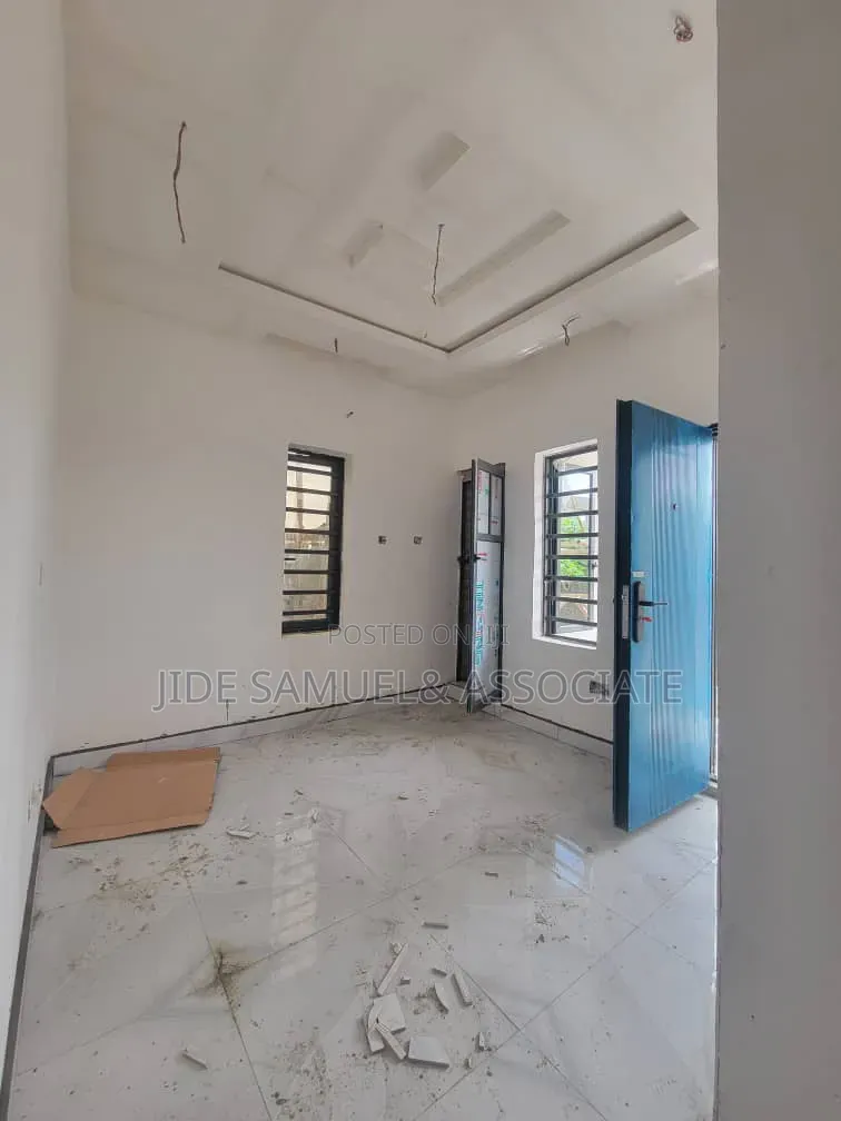 Furnished Mini Flat in Ayobo for rent