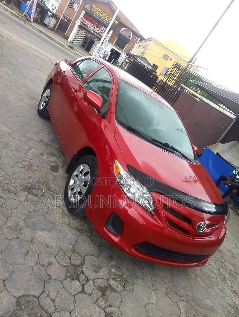 Toyota Corolla LE 4dr Sedan (1.8L 4cyl 4A) 2012 Red