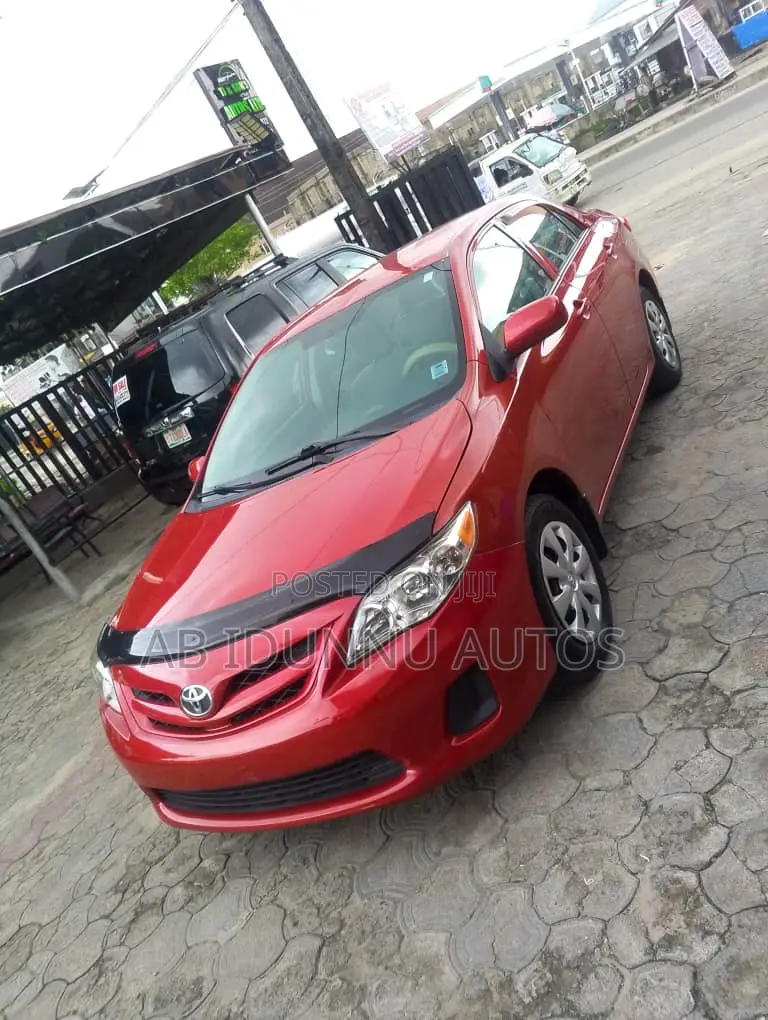 Toyota Corolla LE 4dr Sedan (1.8L 4cyl 4A) 2012 Red