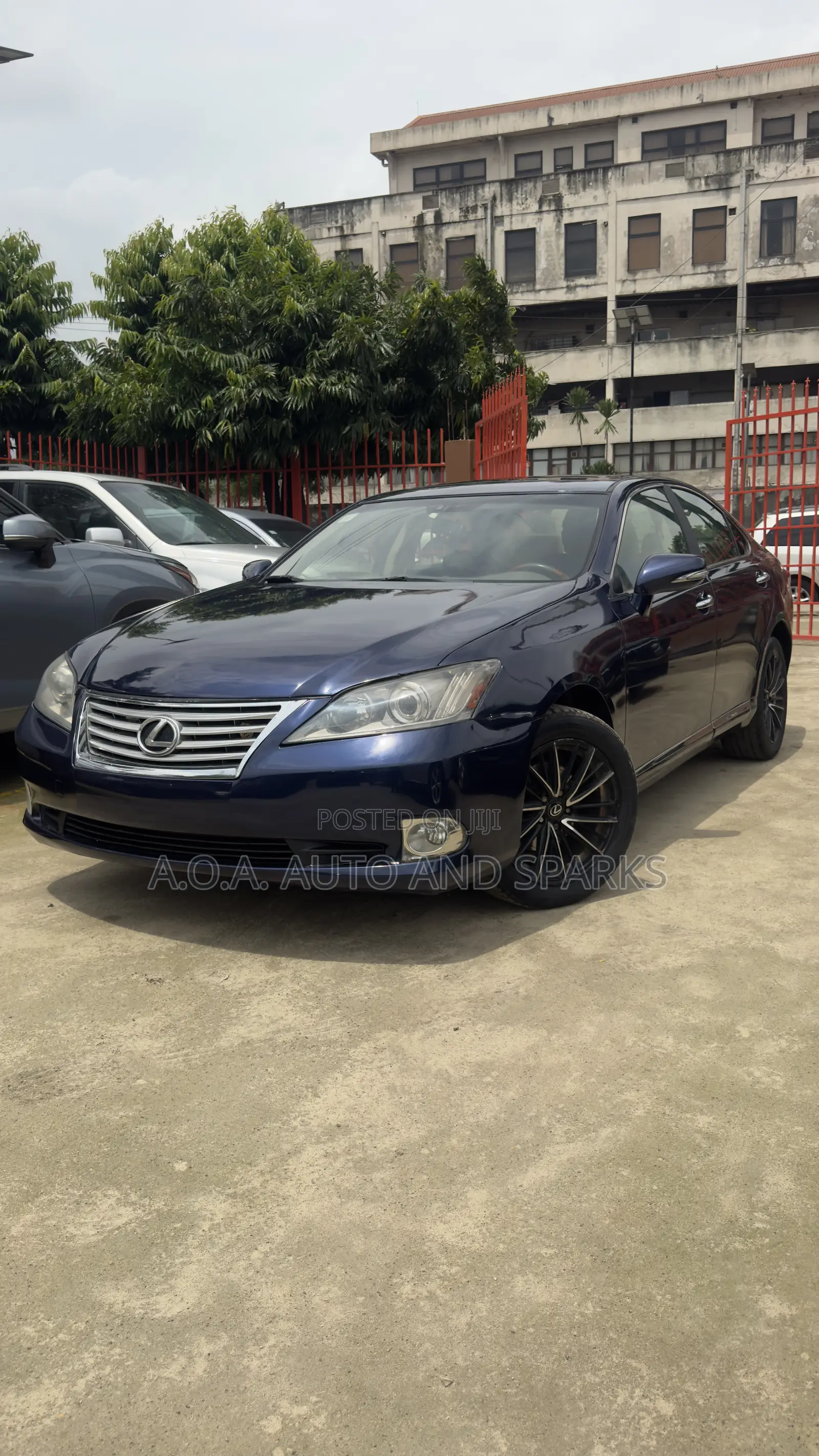 Lexus ES 2012 Blue