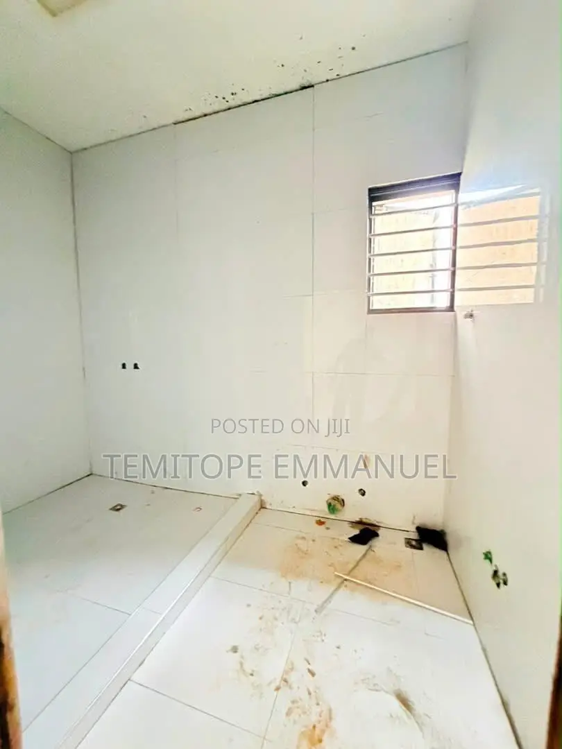 Furnished 4bdrm Duplex in Ogba for sale