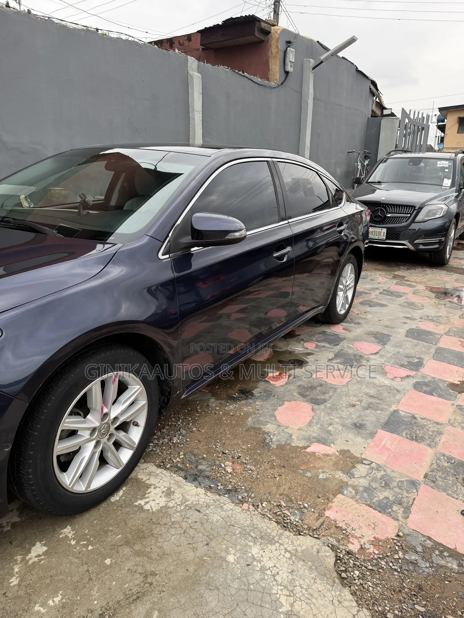 Toyota Avalon XLE 4dr Sedan (3.5L 6cyl 6A) 2014 Blue
