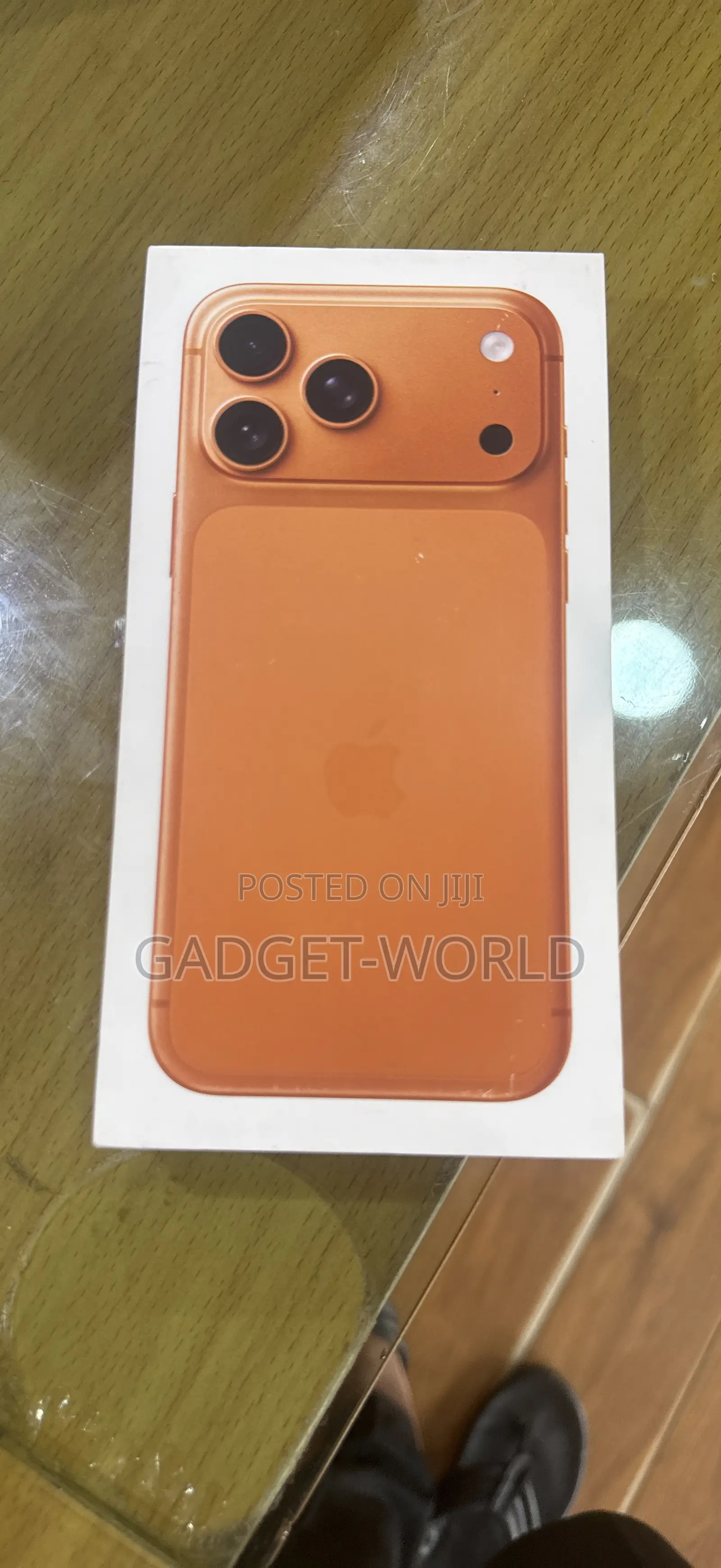 New Apple iPhone 17 Pro Max 256 GB Orange