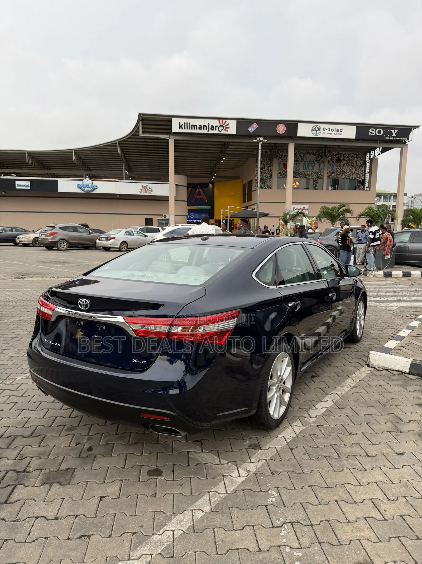 Toyota Avalon XLE Touring 4dr Sedan (3.5L 6cyl 6A) 2014 Blue