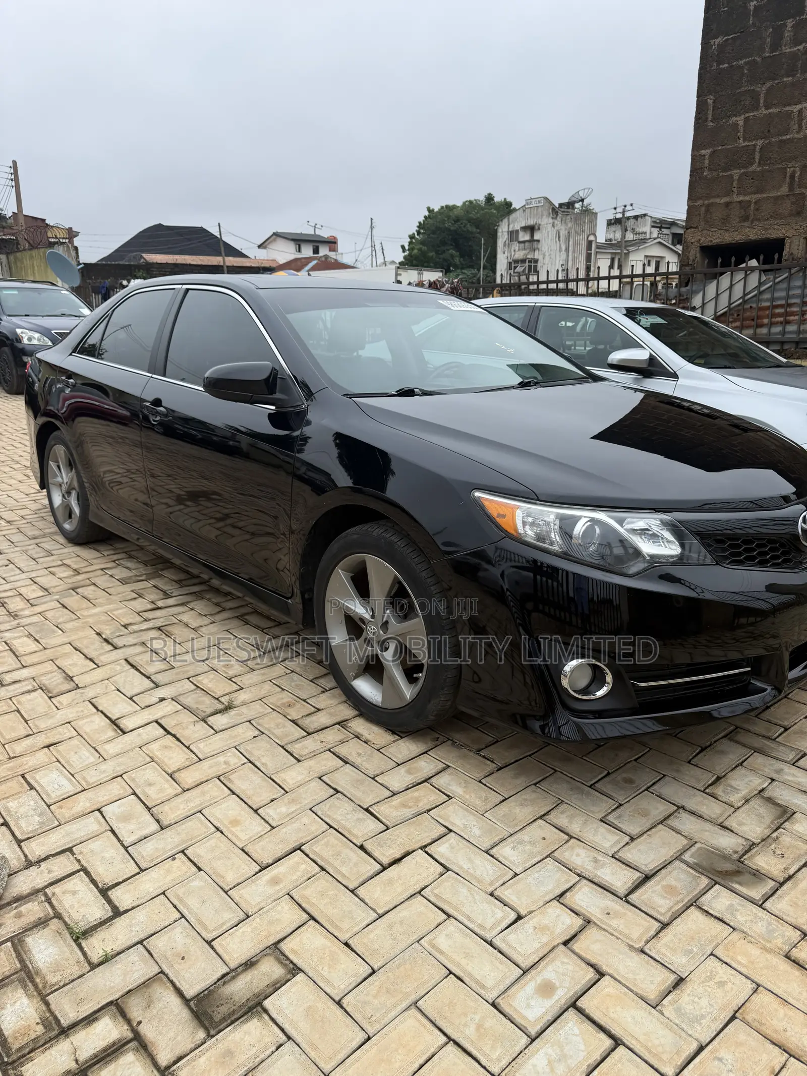 Toyota Camry SE 4dr Sedan (2.5L 4cyl 6A) 2013 Black