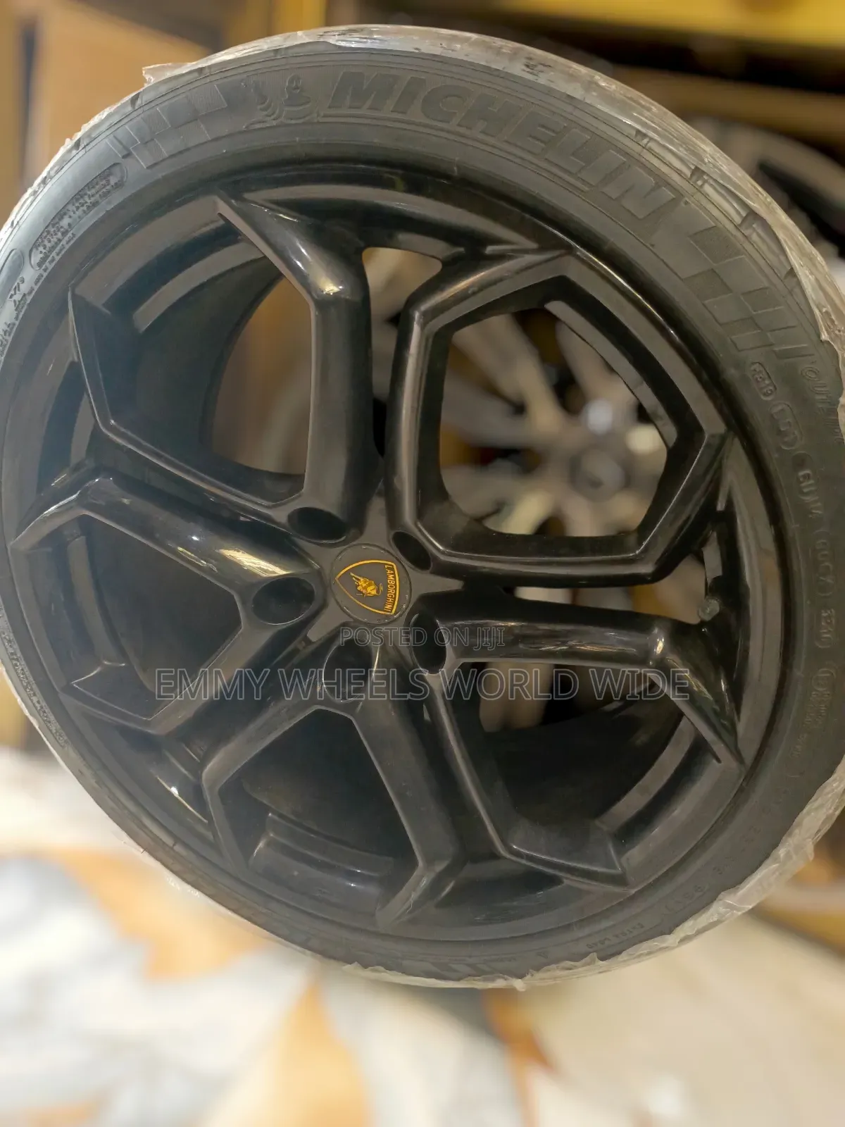 Direct Tokunbo Rim for Lamborghini Aventador Front 19inch Back 29inch