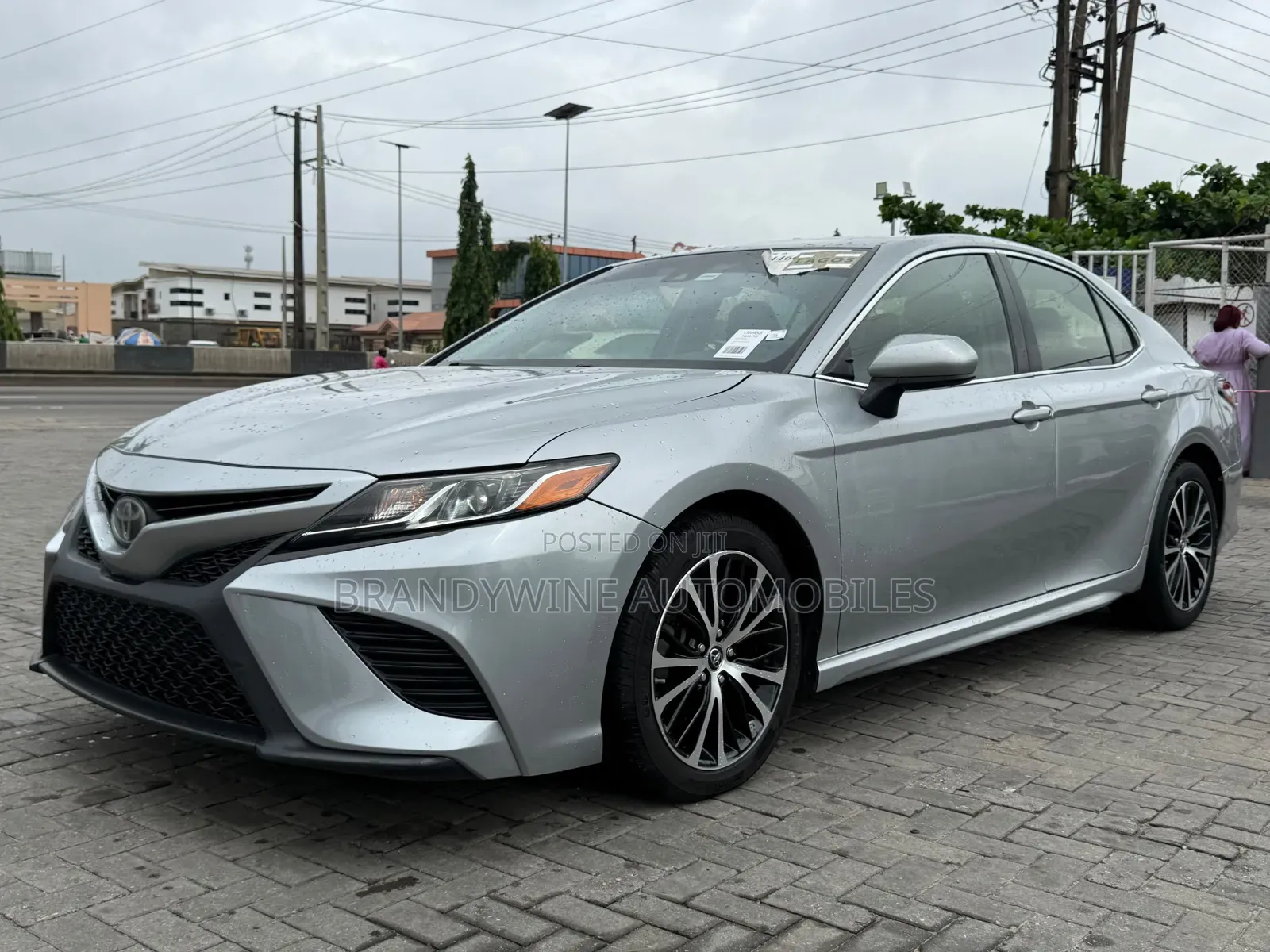 Toyota Camry 2018 Silver