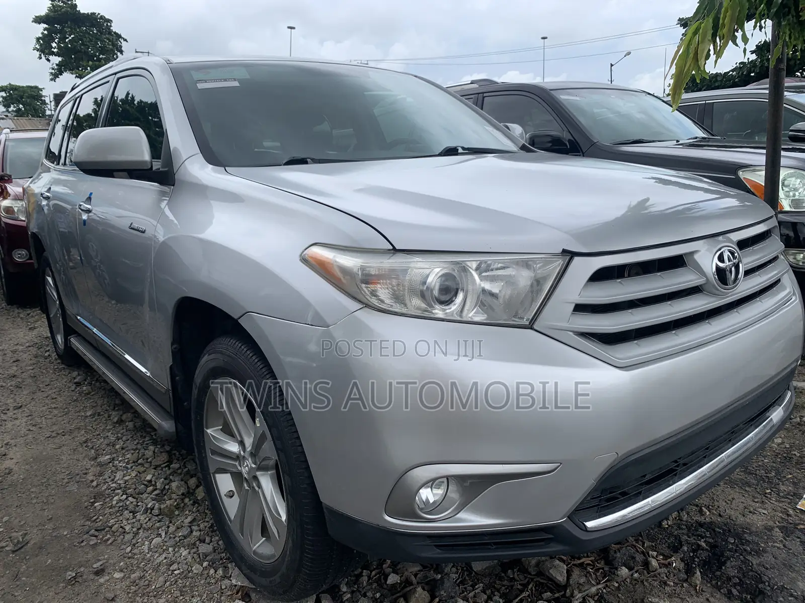 Toyota Highlander Limited 3.5l 4WD 2013 Silver
