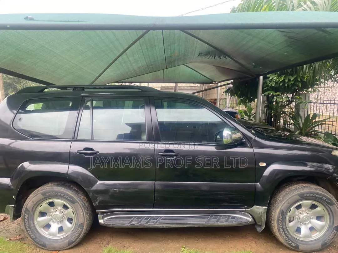 Toyota Land Cruiser 2009 Black