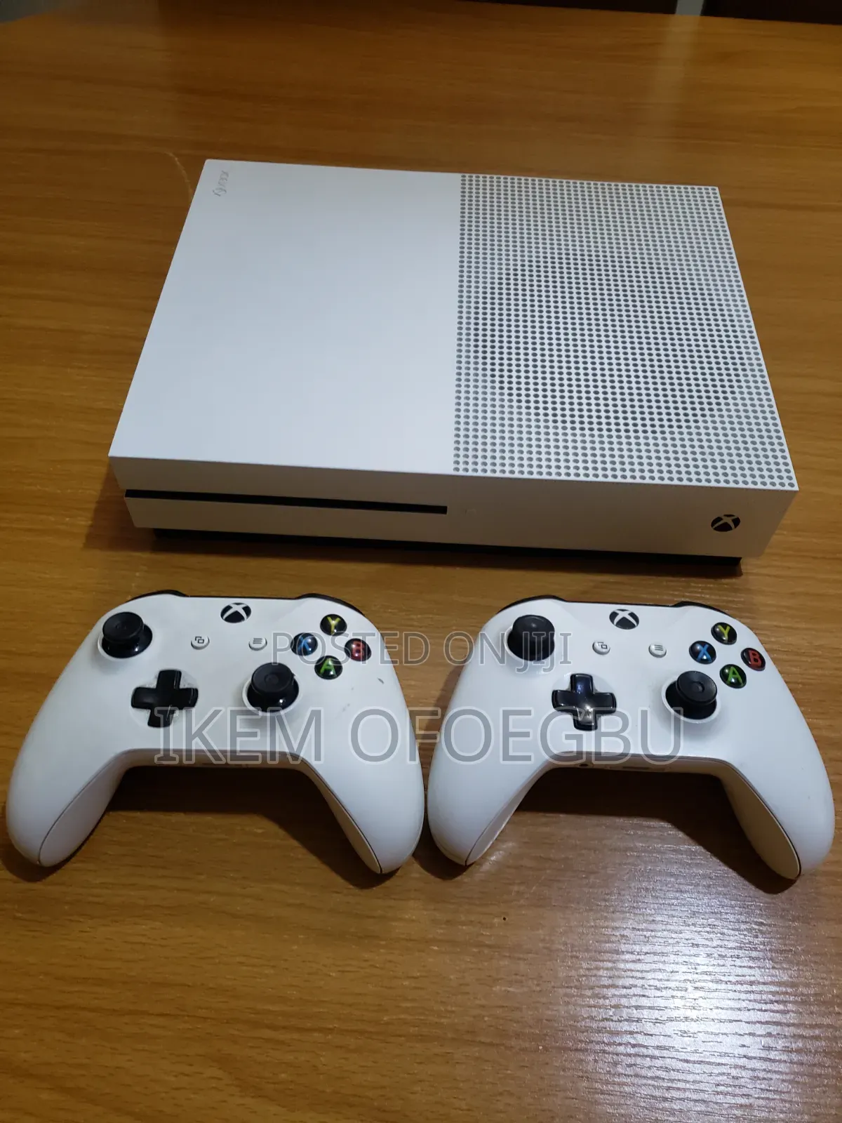 Uk Used Xbox One S With 2 Pad ,No Games