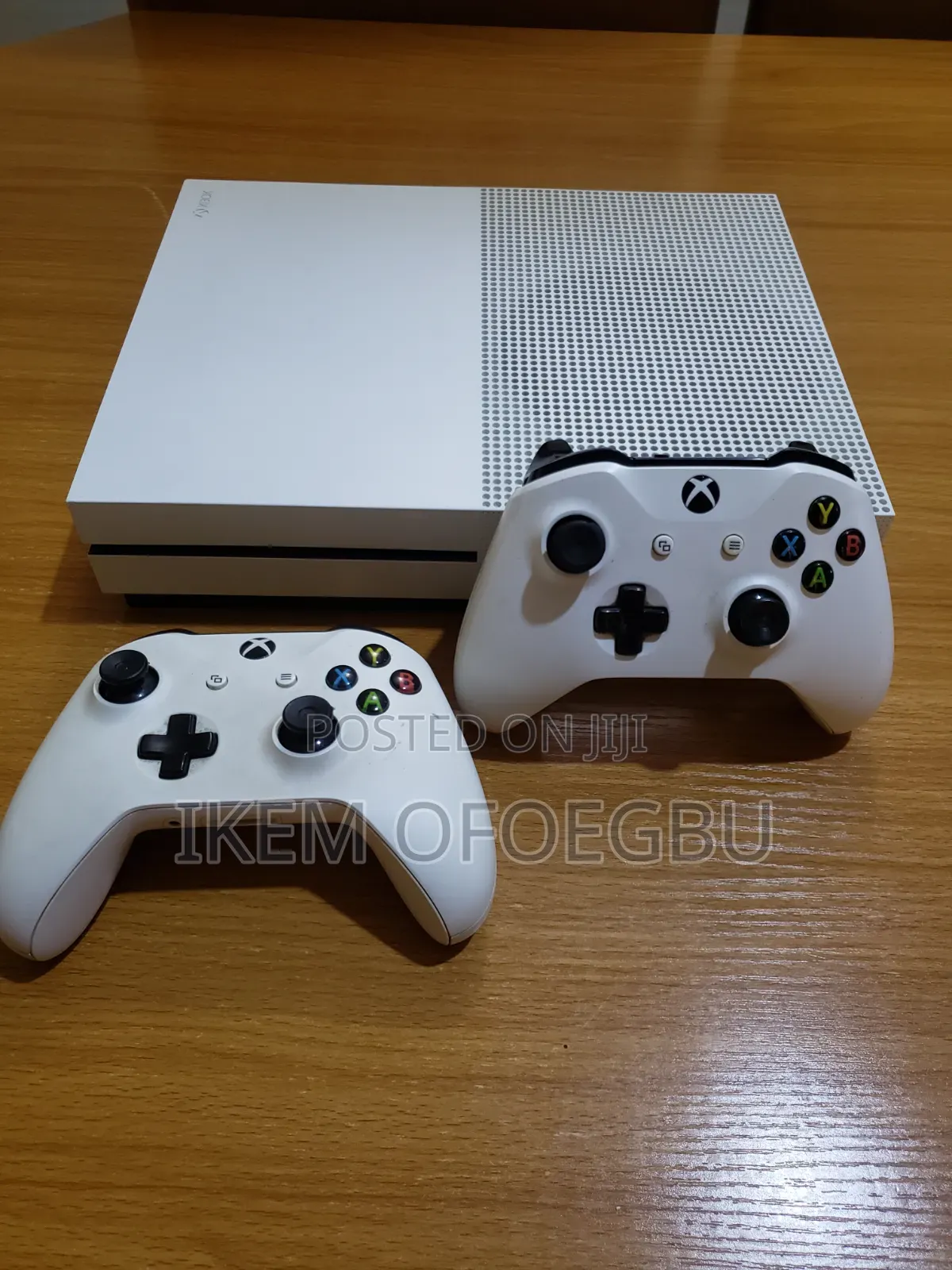Uk Used Xbox One S With 2 Pad ,No Games