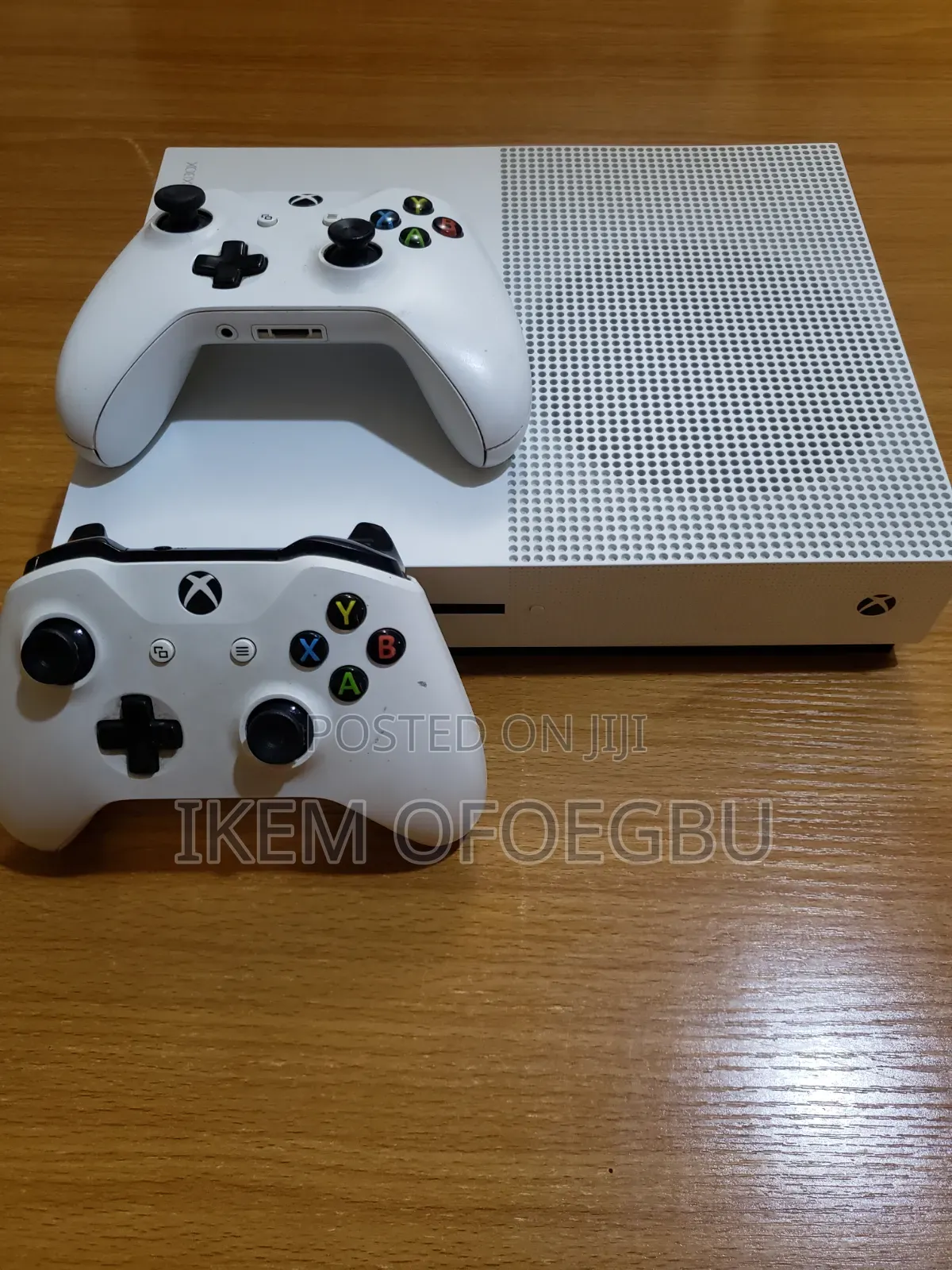 Uk Used Xbox One S With 2 Pad ,No Games