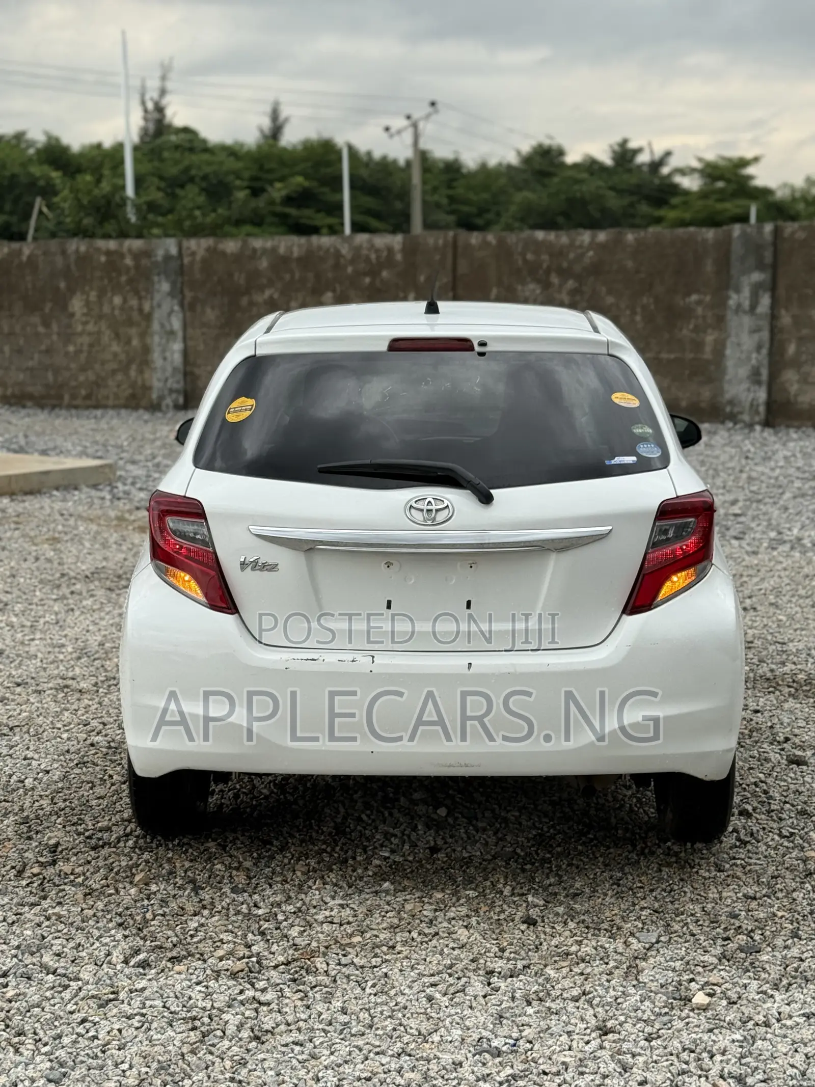 Toyota Yaris 2015 White