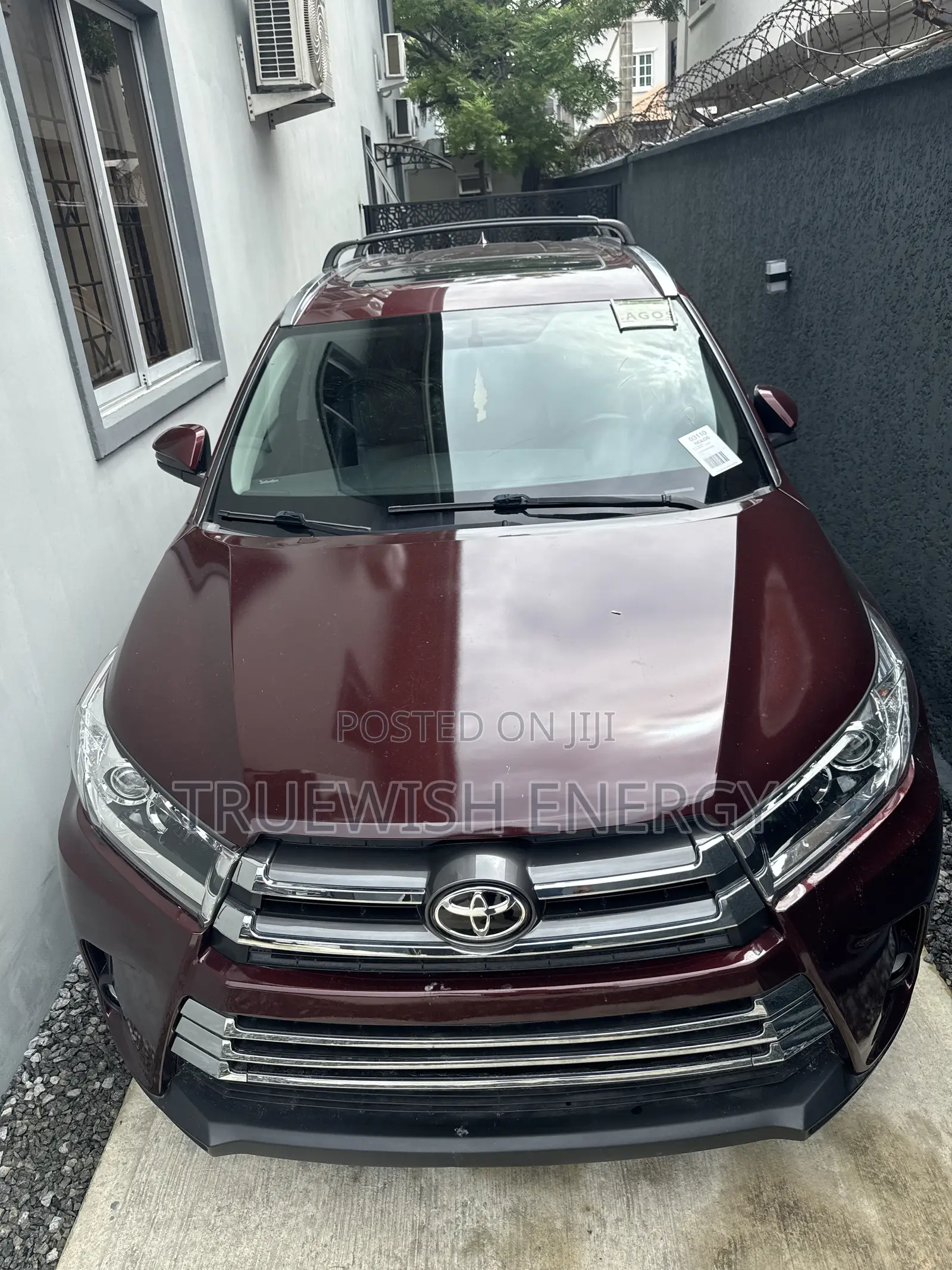 Toyota Highlander XLE 4dr SUV AWD (3.5L 6cyl 6A) 2015 Red