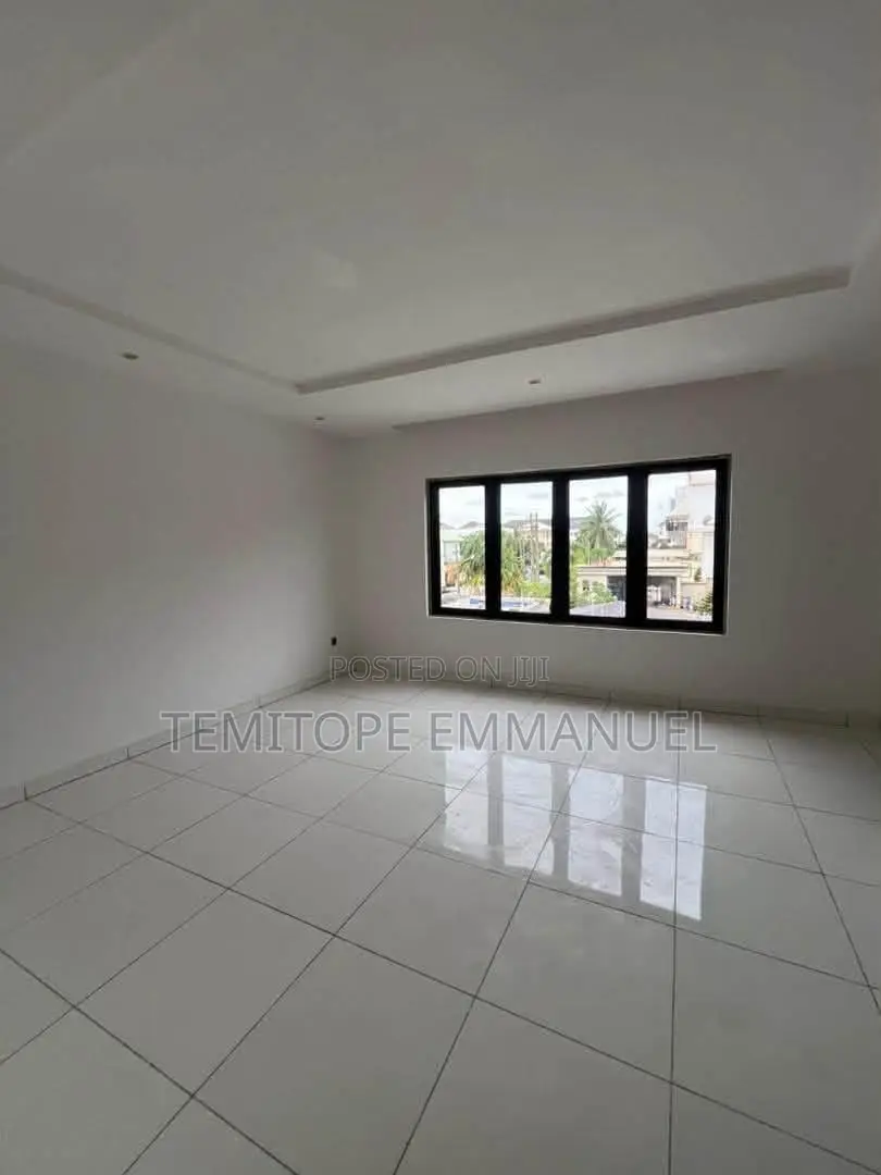4bdrm Townhouse / Terrace in Pack View Estate for rent