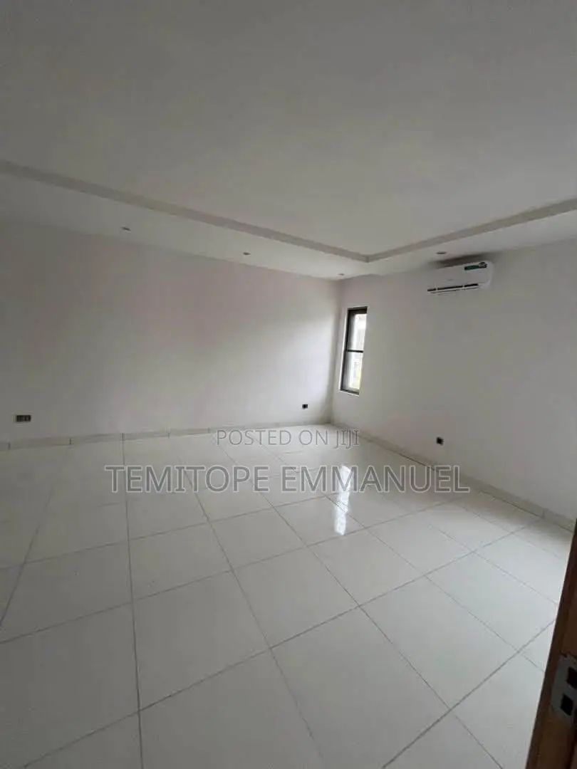 4bdrm Townhouse / Terrace in Pack View Estate for rent
