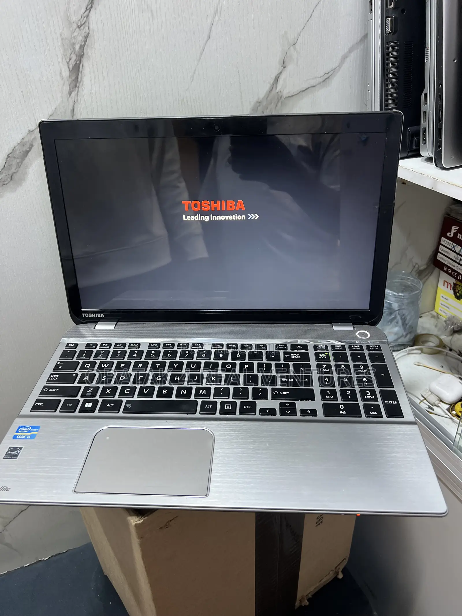Laptop Toshiba Satellite Pro L550 8GB Intel Core i5 HDD 500GB