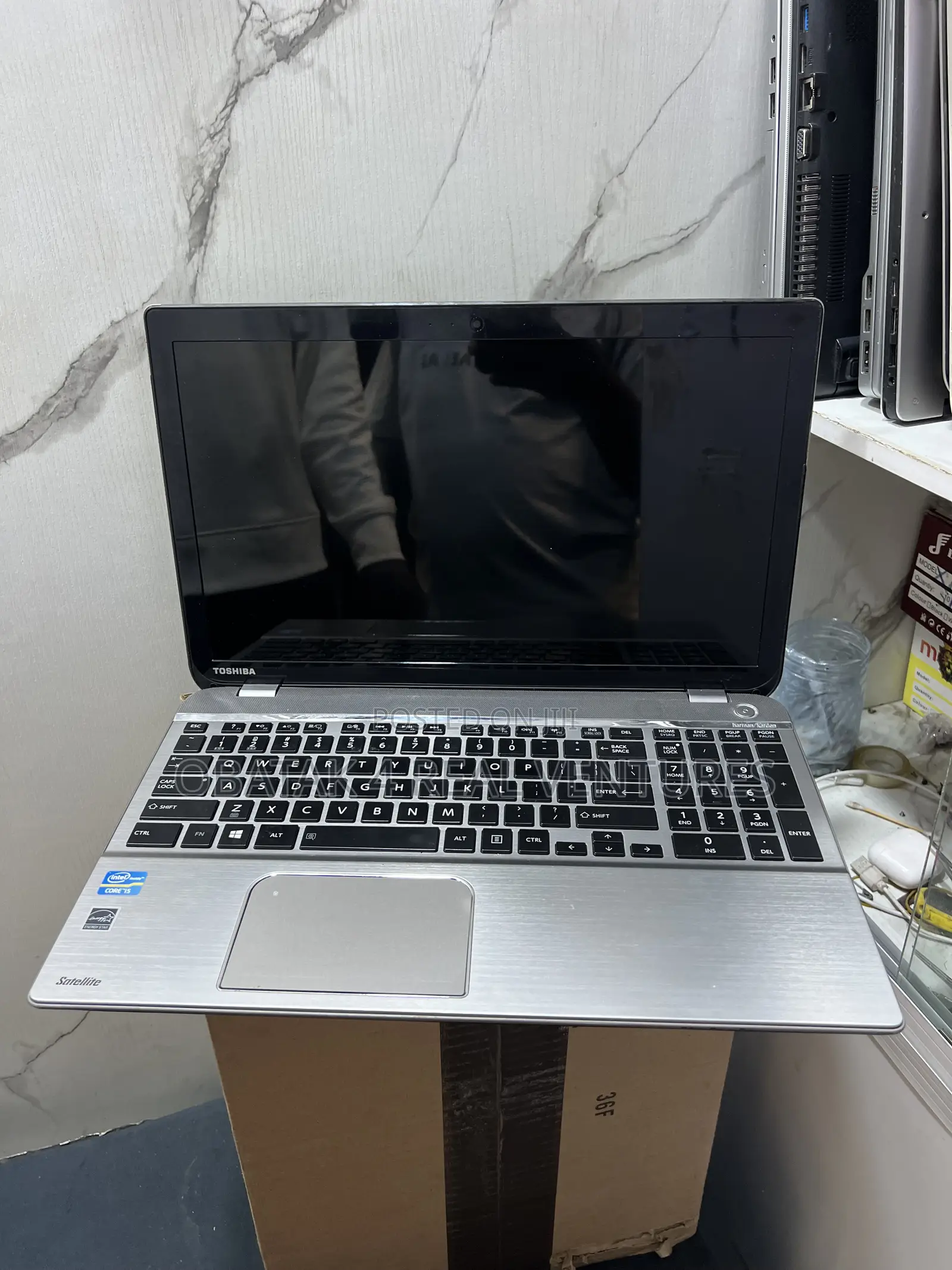 Laptop Toshiba Satellite Pro L550 8GB Intel Core i5 HDD 500GB