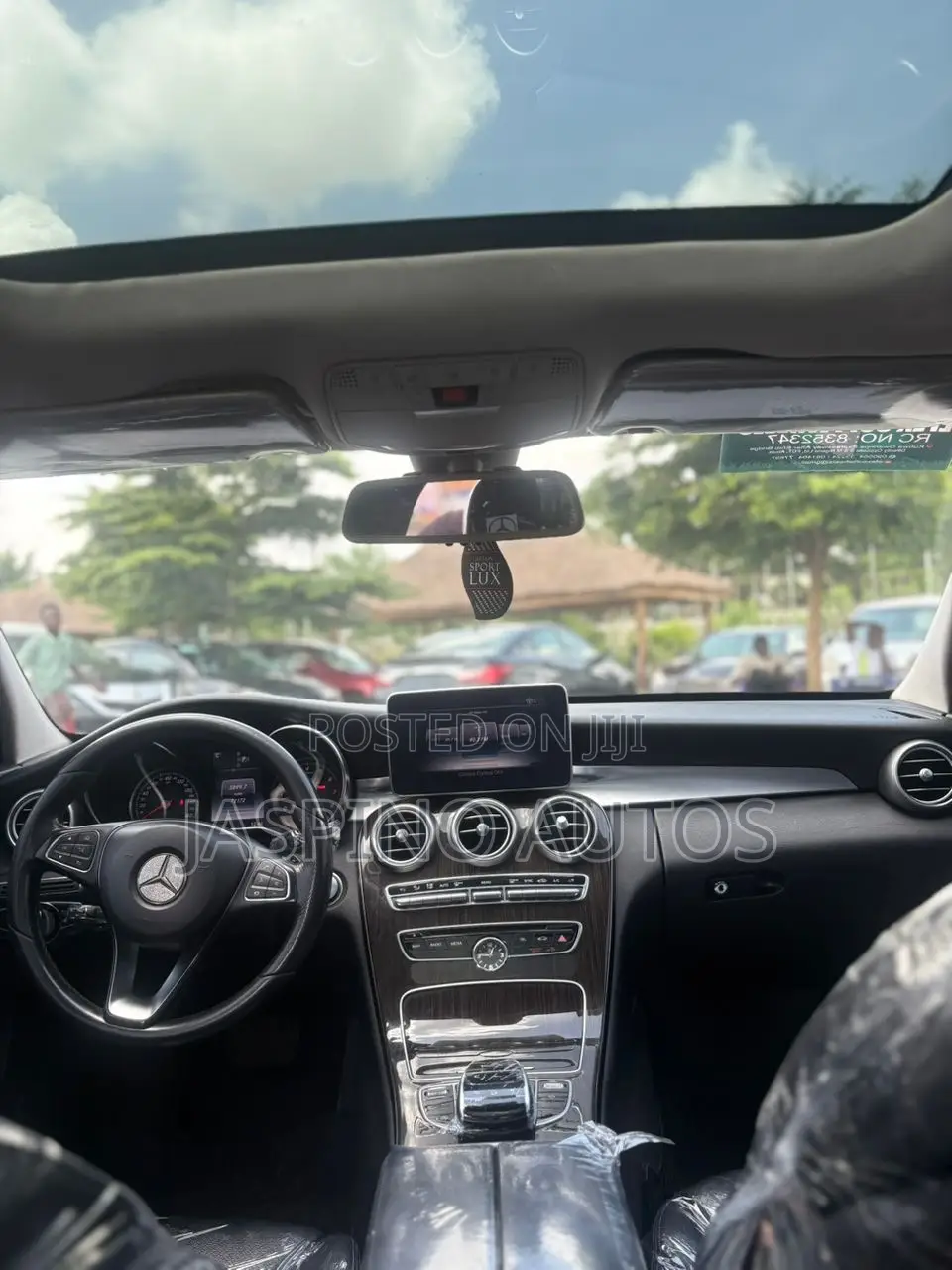 Mercedes-Benz C300 2017 Black
