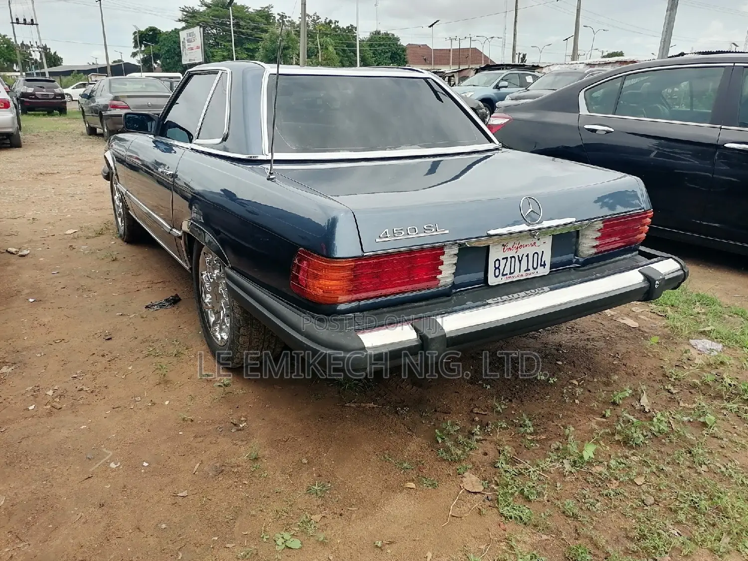 Mercedes-Benz SL-Class 1980 Blue