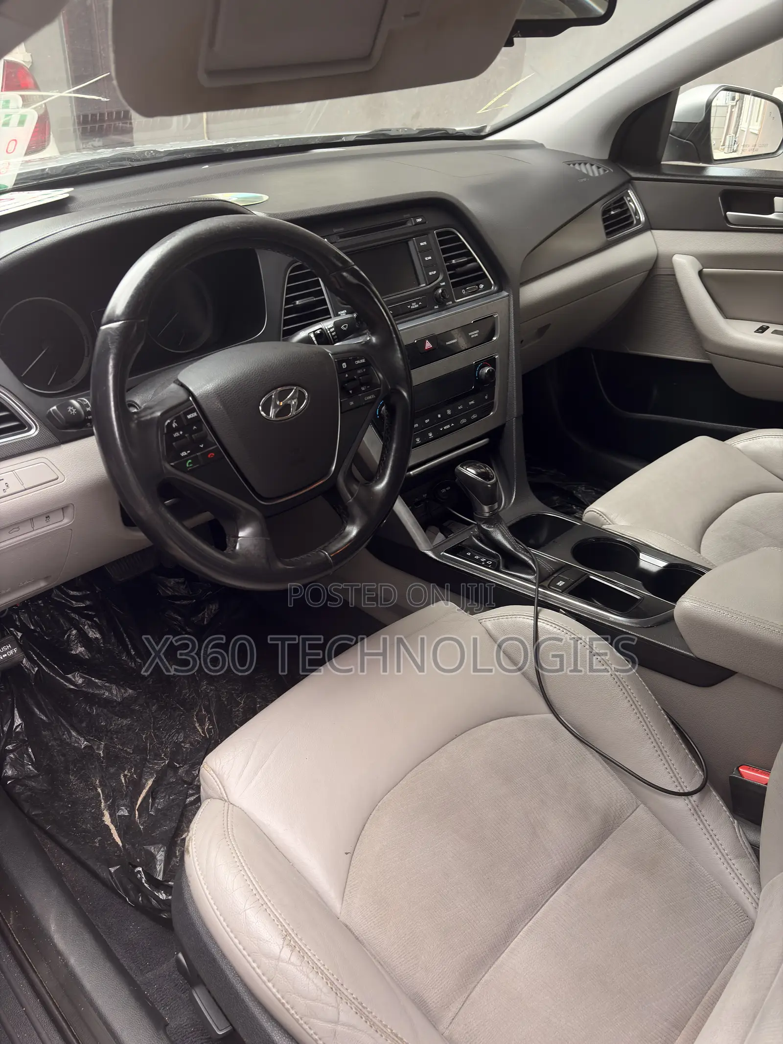 Hyundai Sonata Sport Sedan FWD (2.4L 4cyl 6A) 2016 Silver