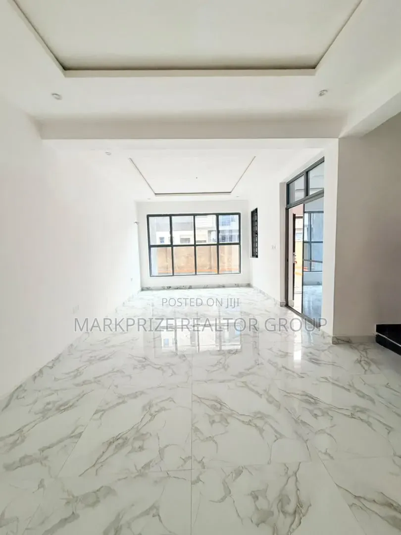 4bdrm Duplex in Ogba Ikeja Lagos for sale
