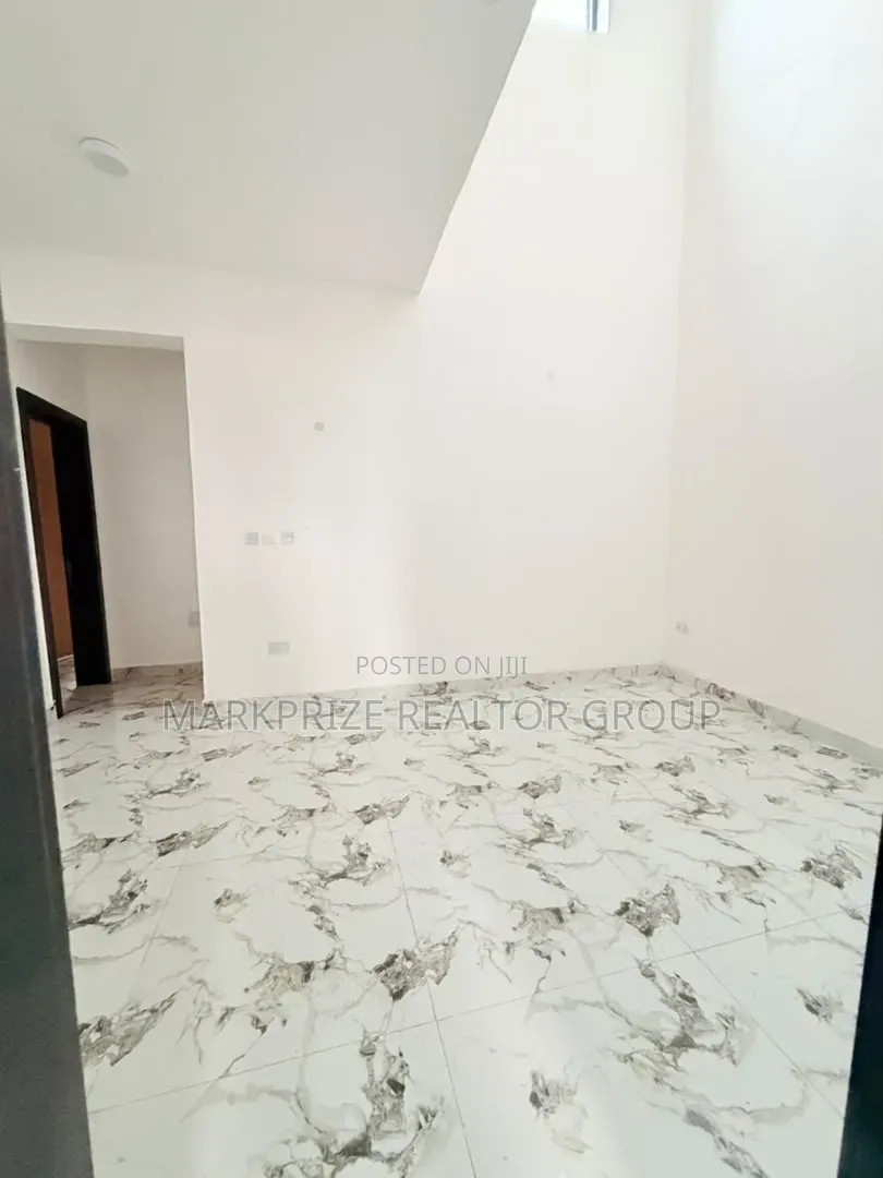 4bdrm Duplex in Ogba Ikeja Lagos for sale