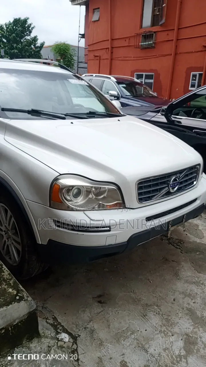 Volvo XC90 2012 White