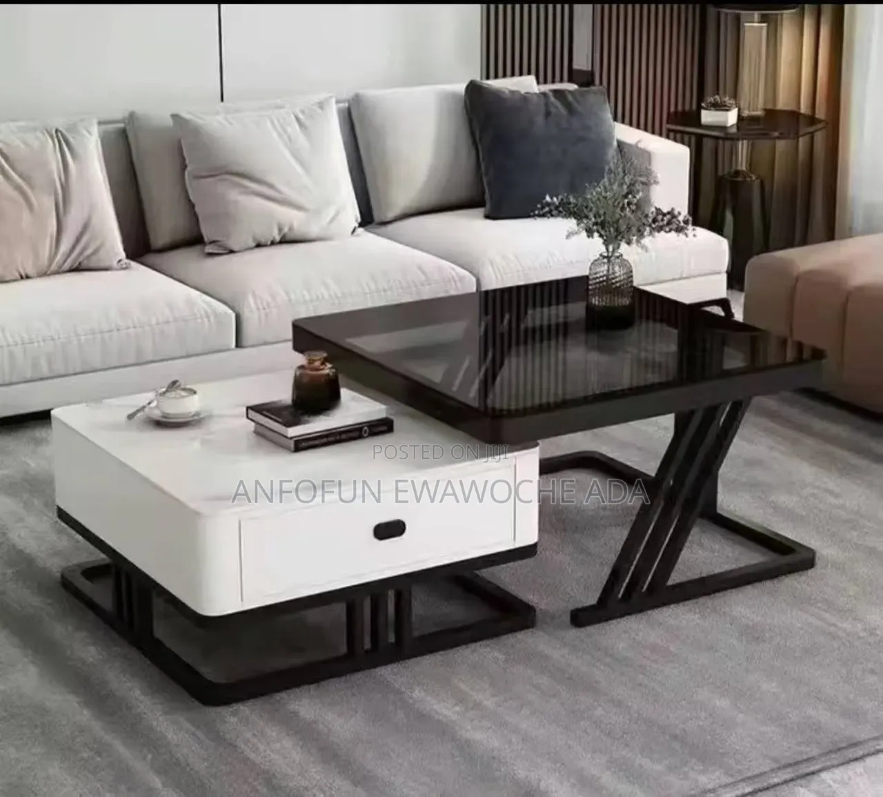 Modern Aesthetic Luxury Table With Drawer