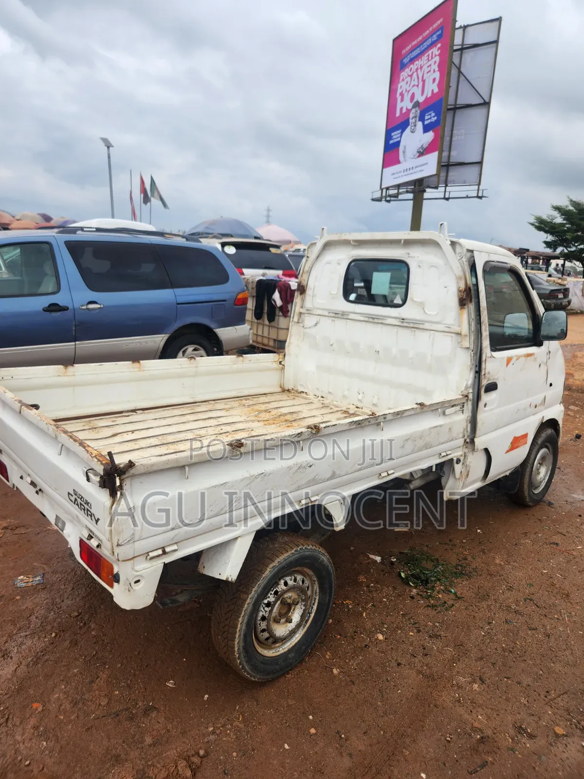 Clean Used 2010 Suzuki Mini-Truck Sound Engine and Gear.