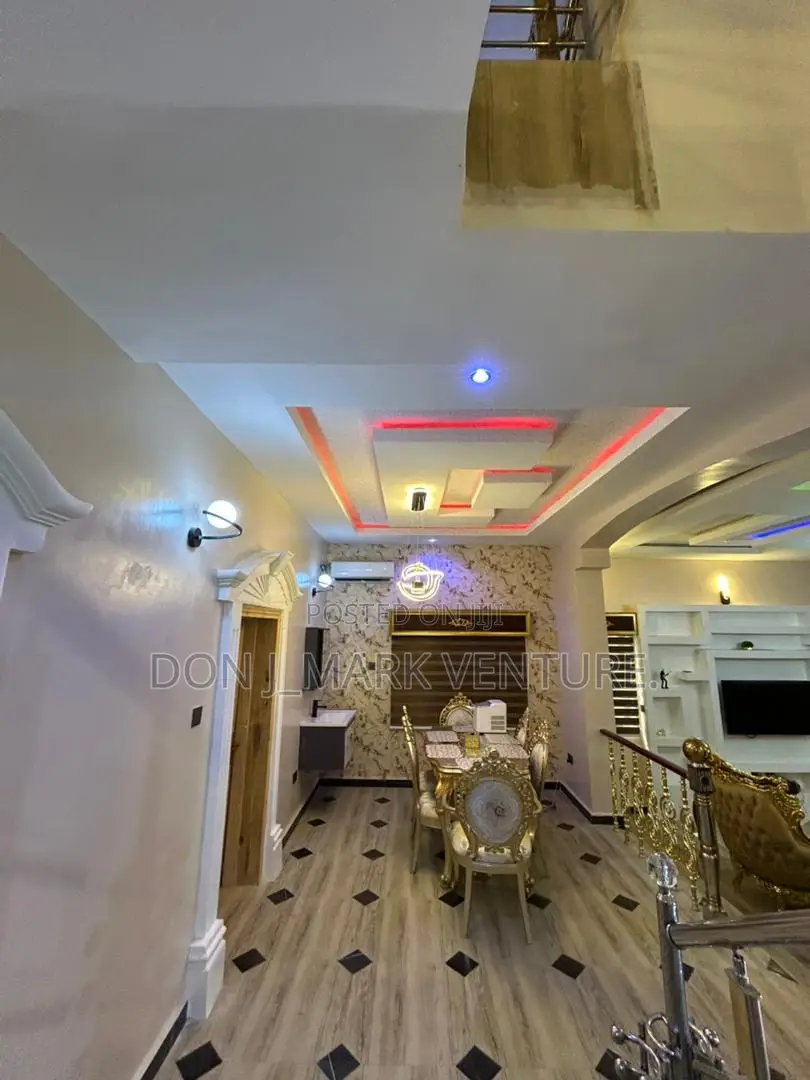 Furnished 7bdrm Duplex in Aiben Boulevard, Sabon Lugbe for sale