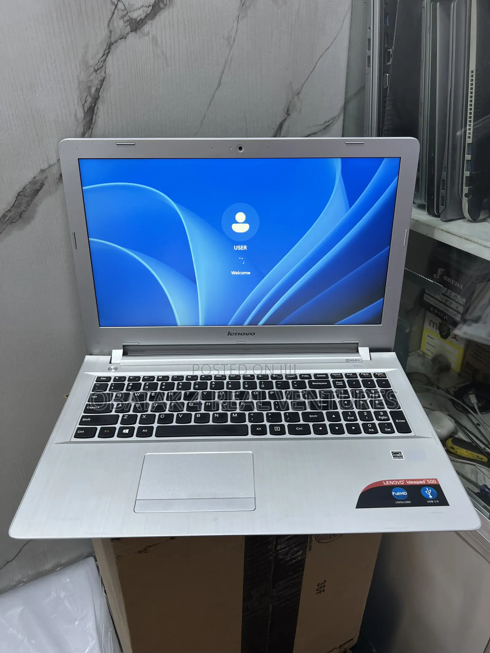 Laptop Lenovo IdeaPad 100 8GB AMD A10 HDD 320GB