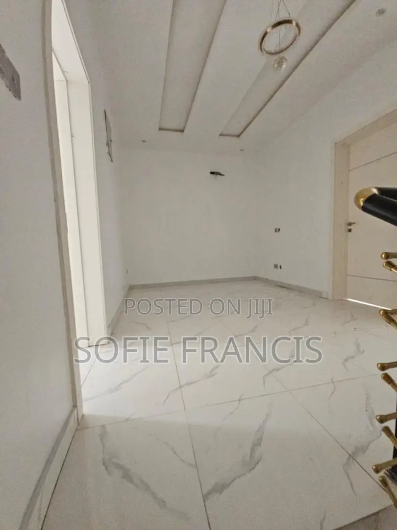 3bdrm Duplex in Sangotedo for rent