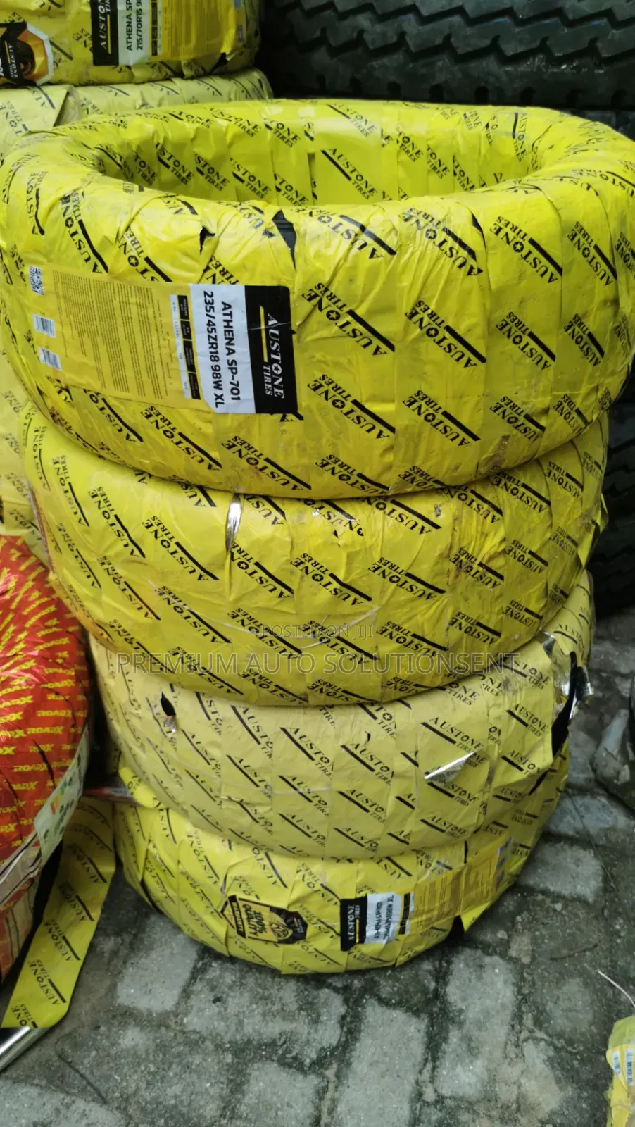 Brand New 235/45r18 Austone