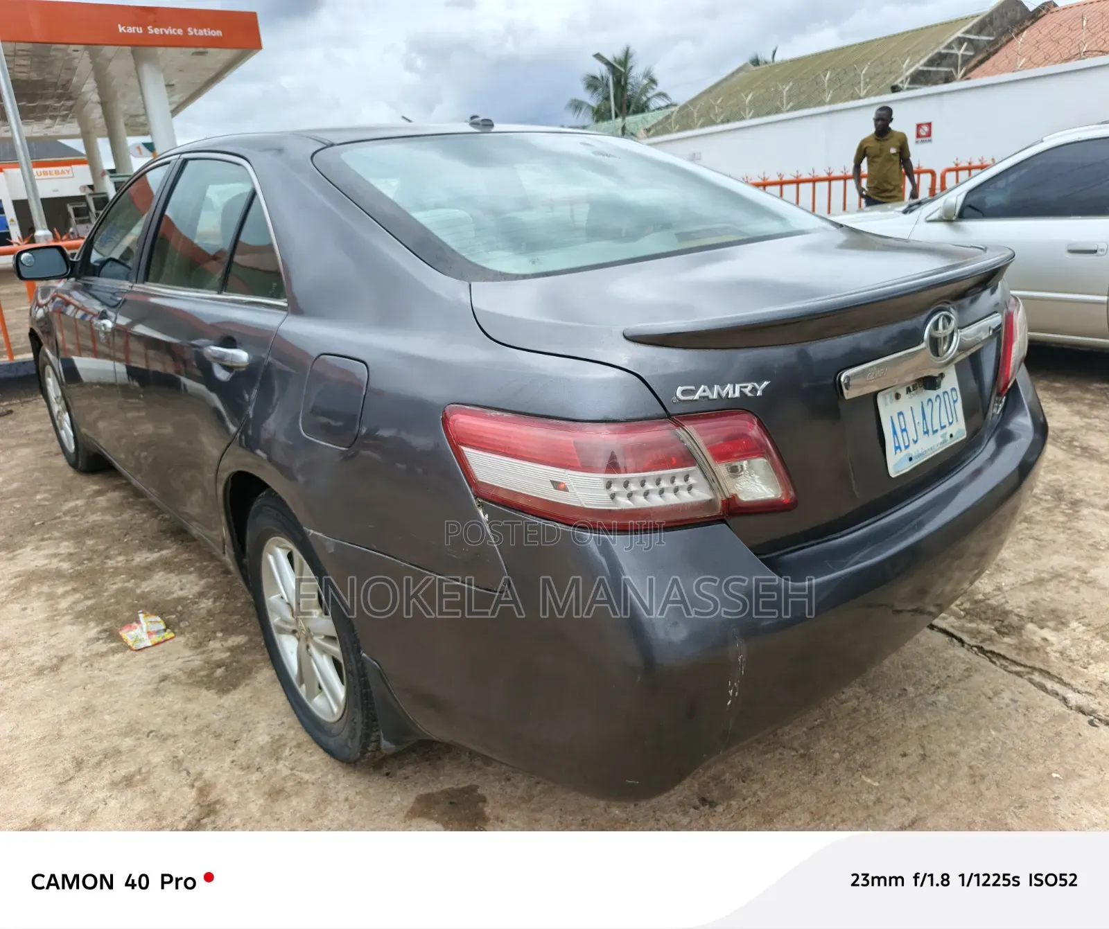 Toyota Camry LE 4dr Sedan (2.5L 4cyl 6A) 2011 Gray
