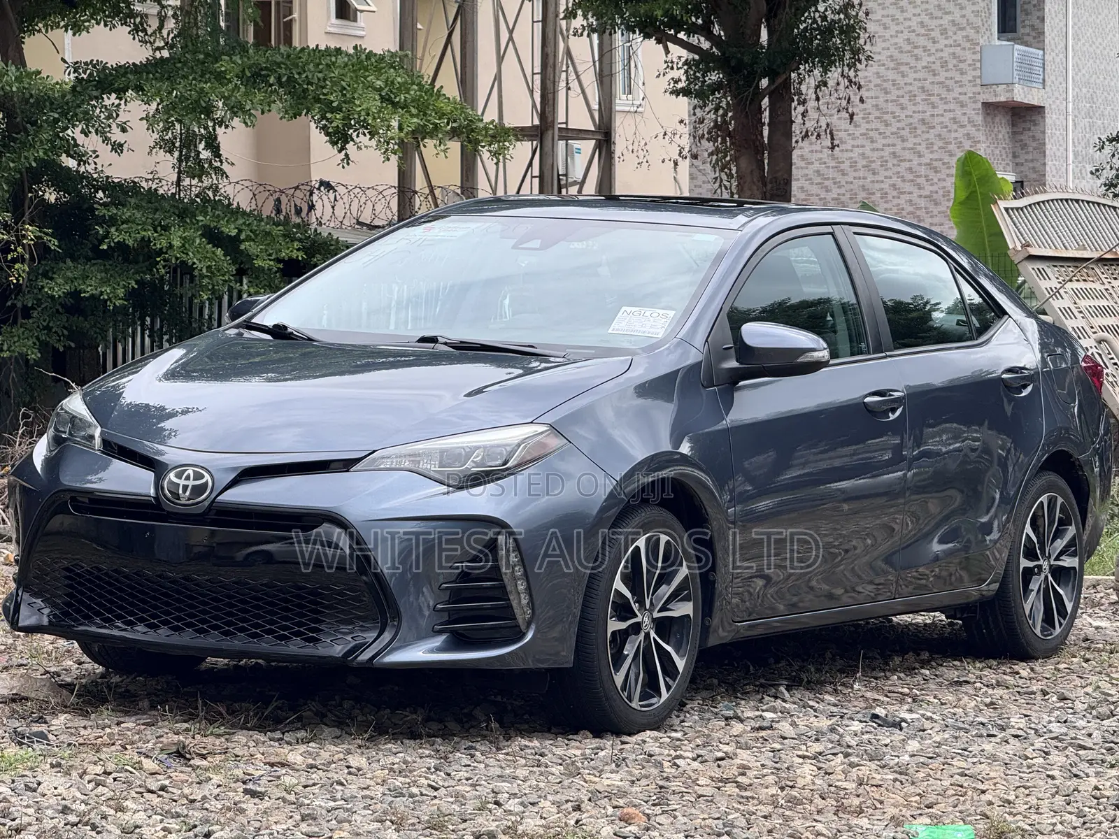 Toyota Corolla SE Special Edition 4dr Sedan (1.8L 4cyl CVT) 2017 Gray