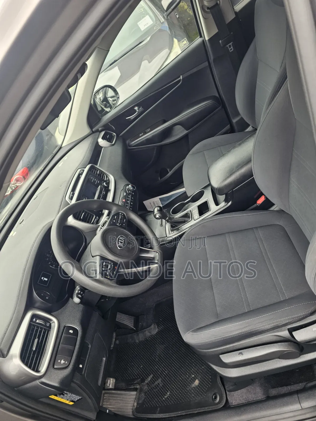 Kia Sorento 2018 Gray