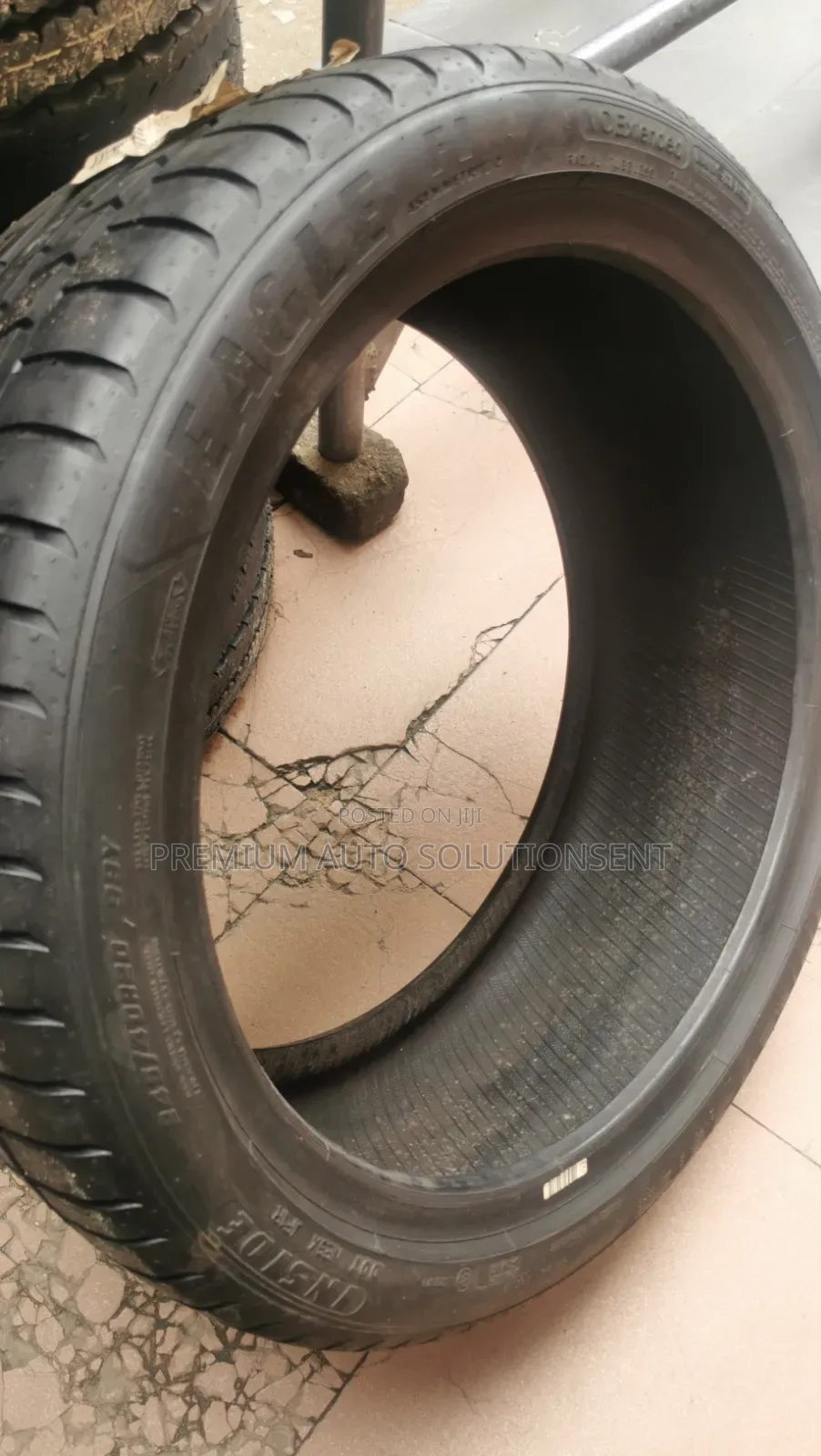 Brand New 245/40r20 Run-Flat Goodyear